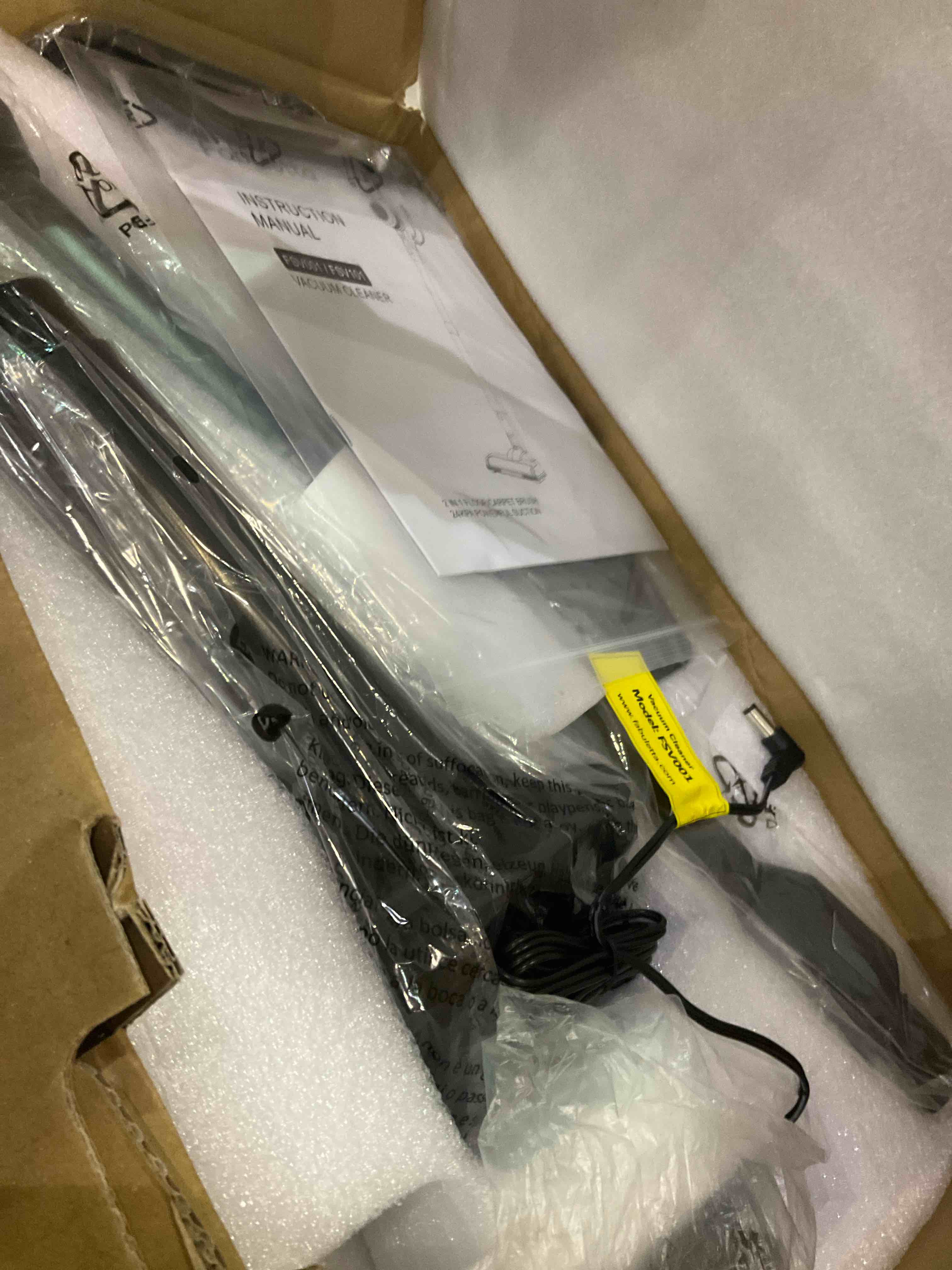 https://s3.amazonaws.com/lotting-images-prod/BargainHunt/EXS01089042_1709210372955.jpeg