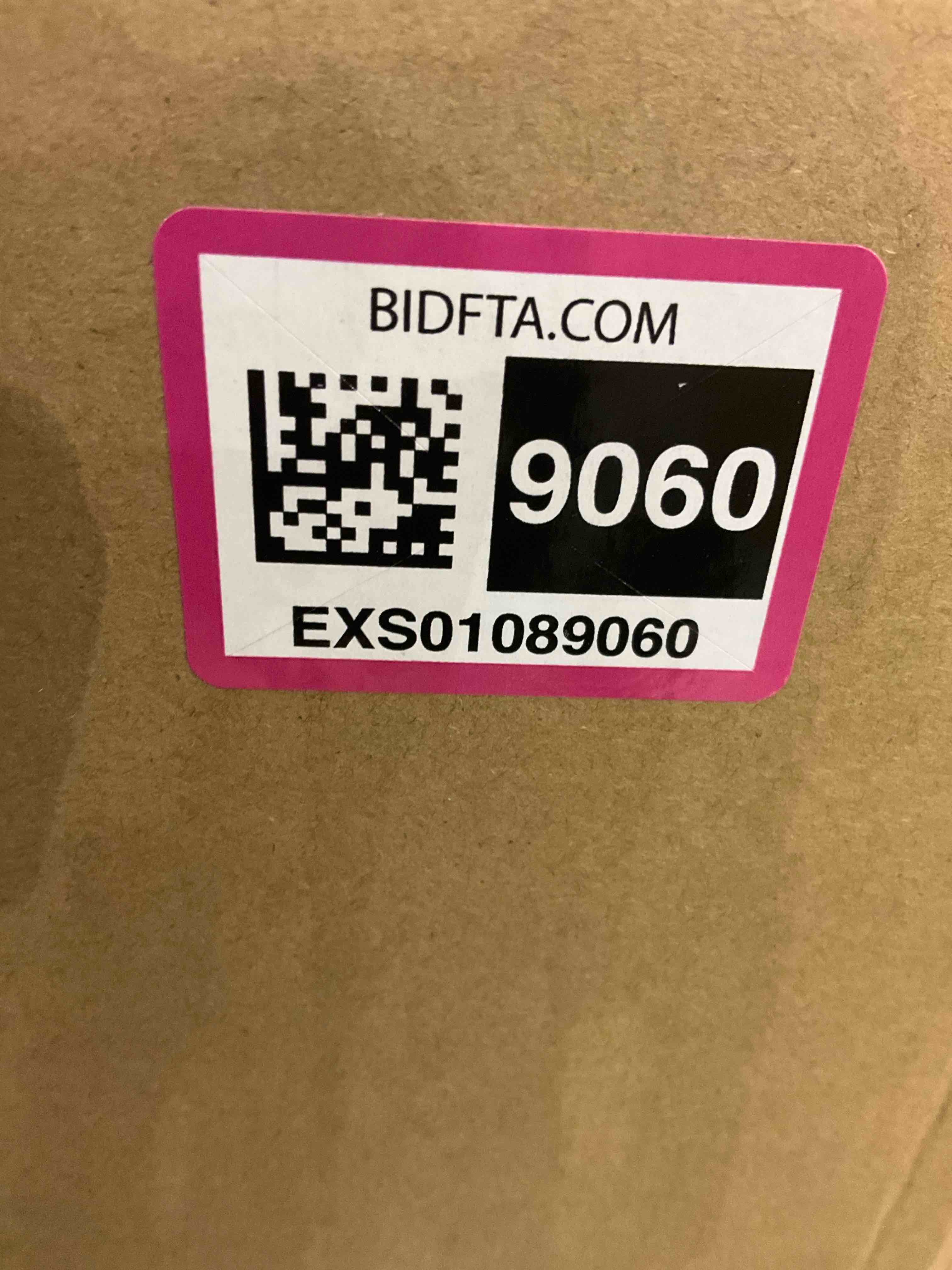 https://s3.amazonaws.com/lotting-images-prod/BargainHunt/EXS01089060_1709213928924.jpeg