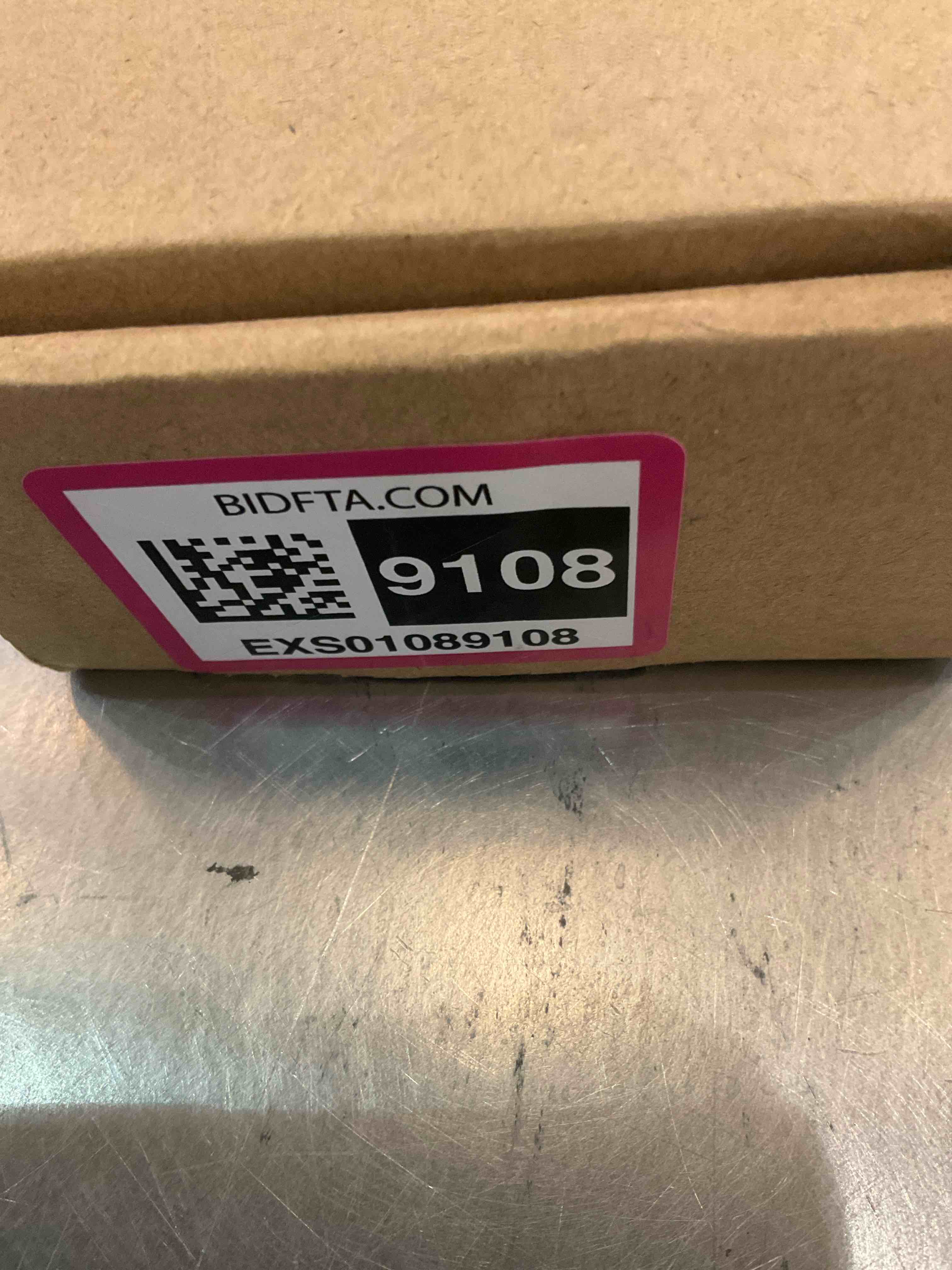 https://s3.amazonaws.com/lotting-images-prod/BargainHunt/EXS01089108_1709230696054.jpeg