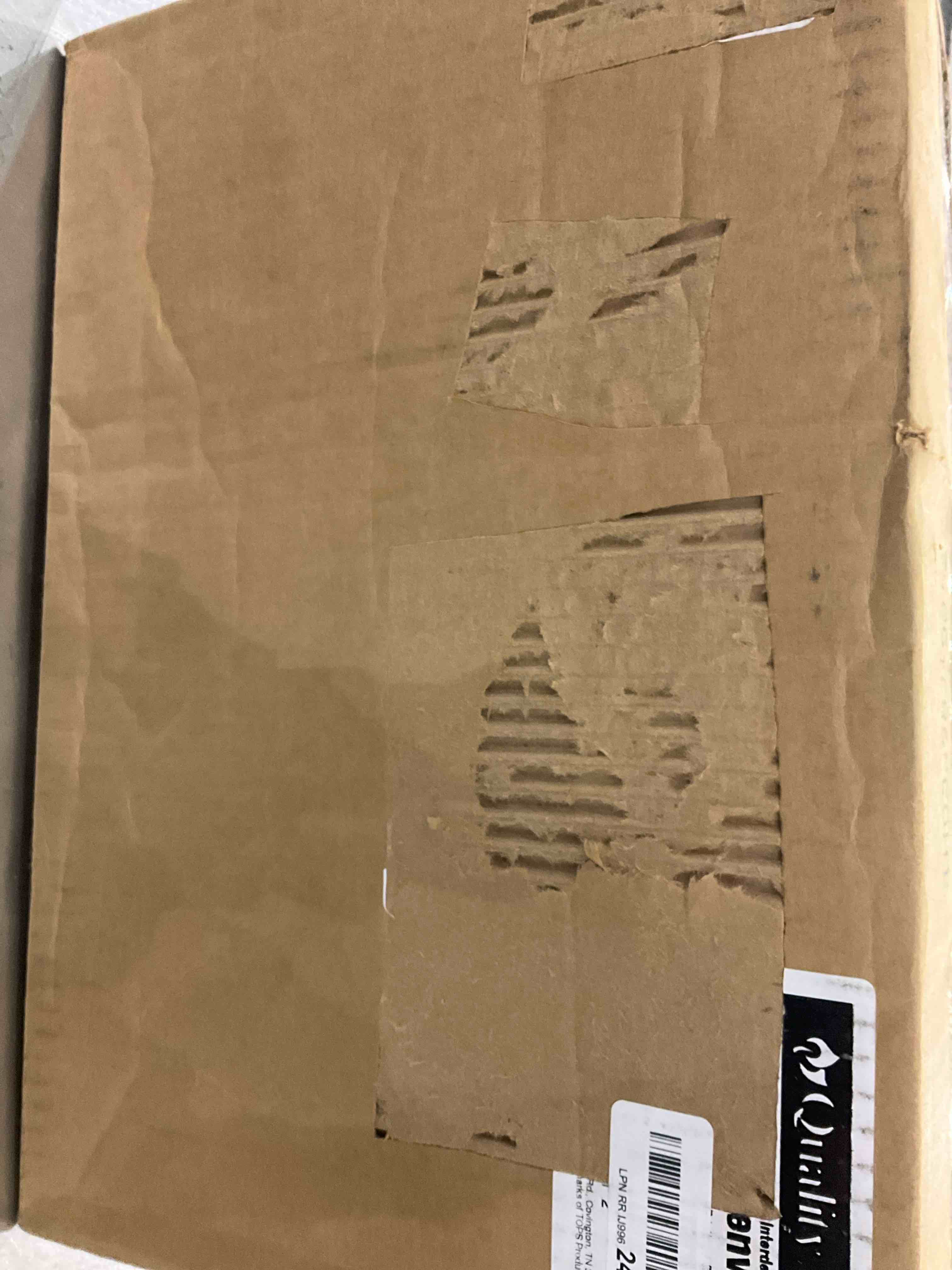 https://s3.amazonaws.com/lotting-images-prod/BargainHunt/EXS01089210_1709323444200.jpeg