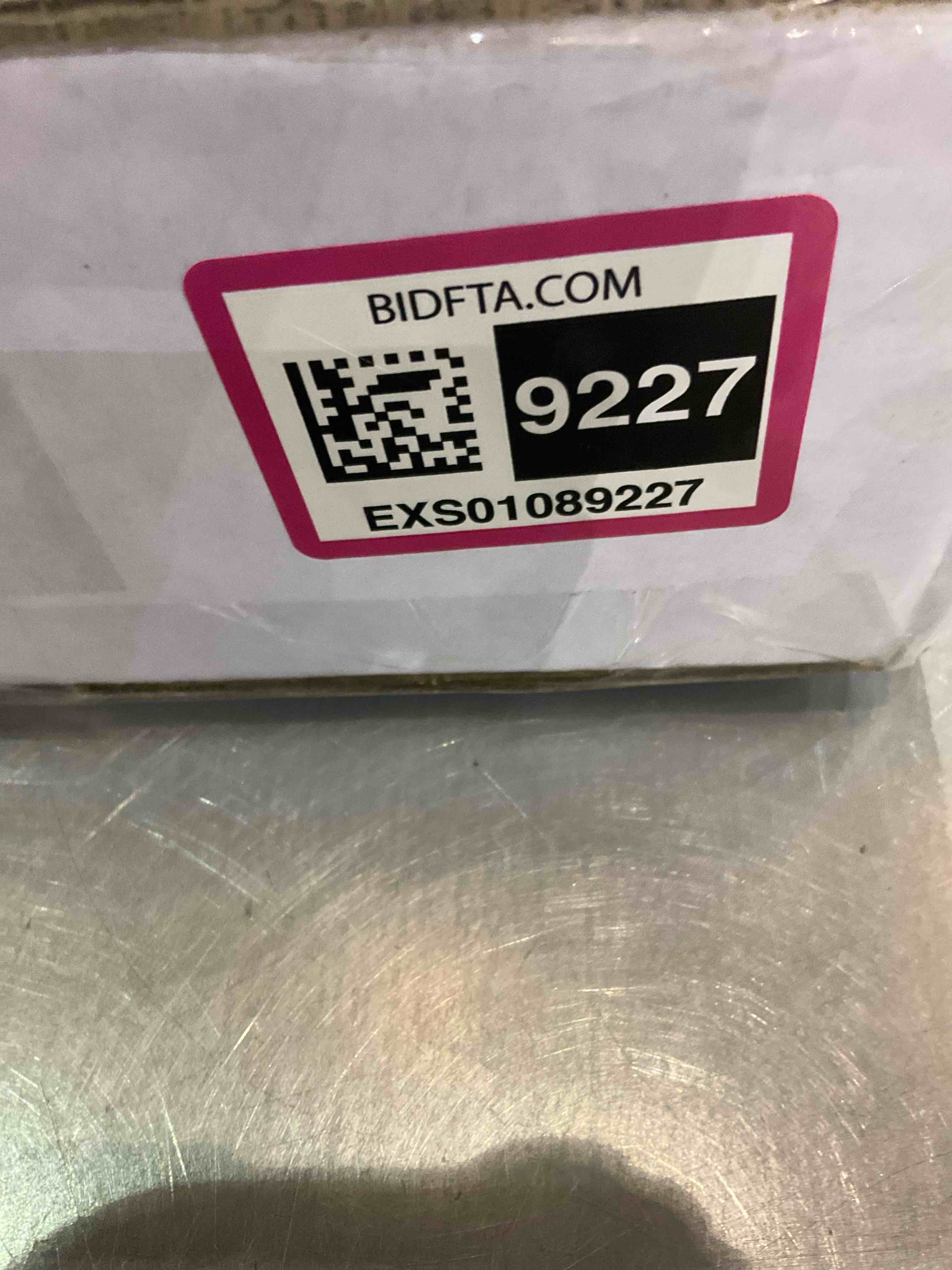 https://s3.amazonaws.com/lotting-images-prod/BargainHunt/EXS01089227_1709818229141.jpeg