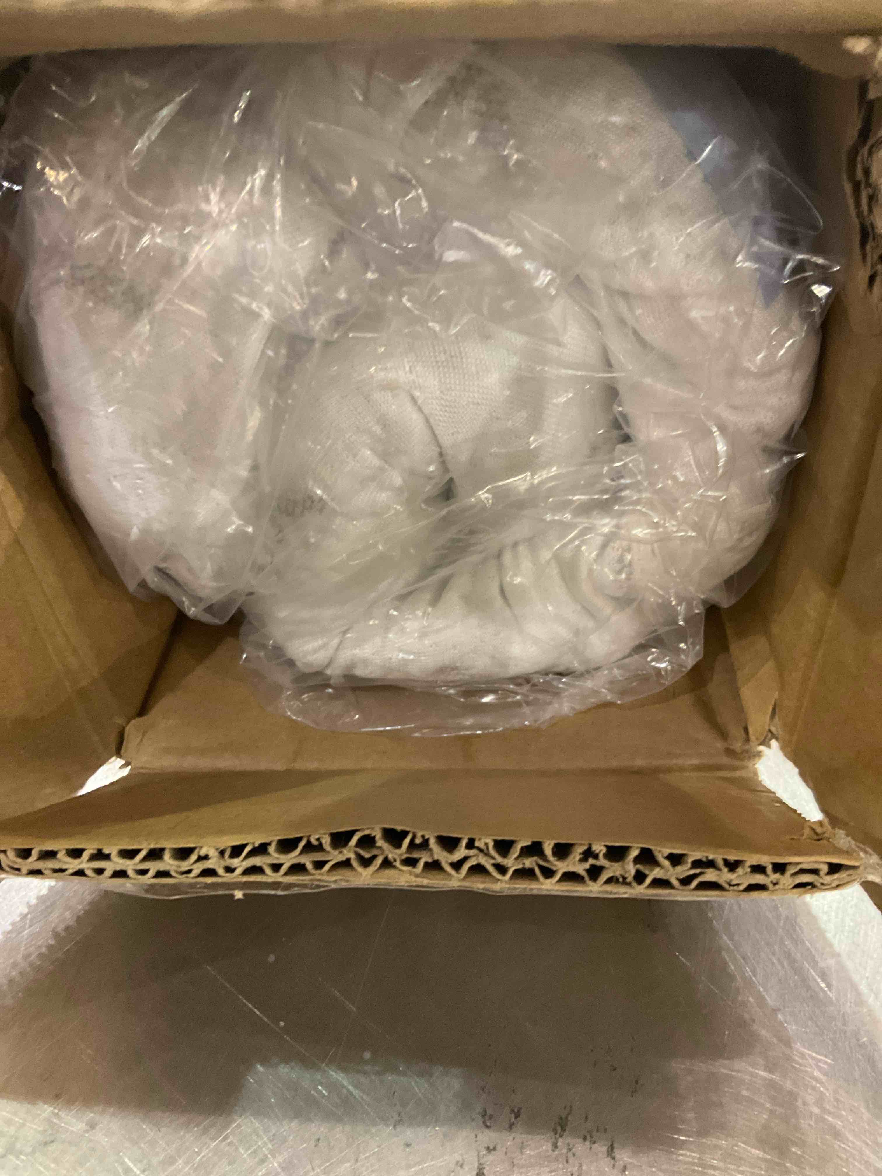 https://s3.amazonaws.com/lotting-images-prod/BargainHunt/EXS01089229_1709818430746.jpeg