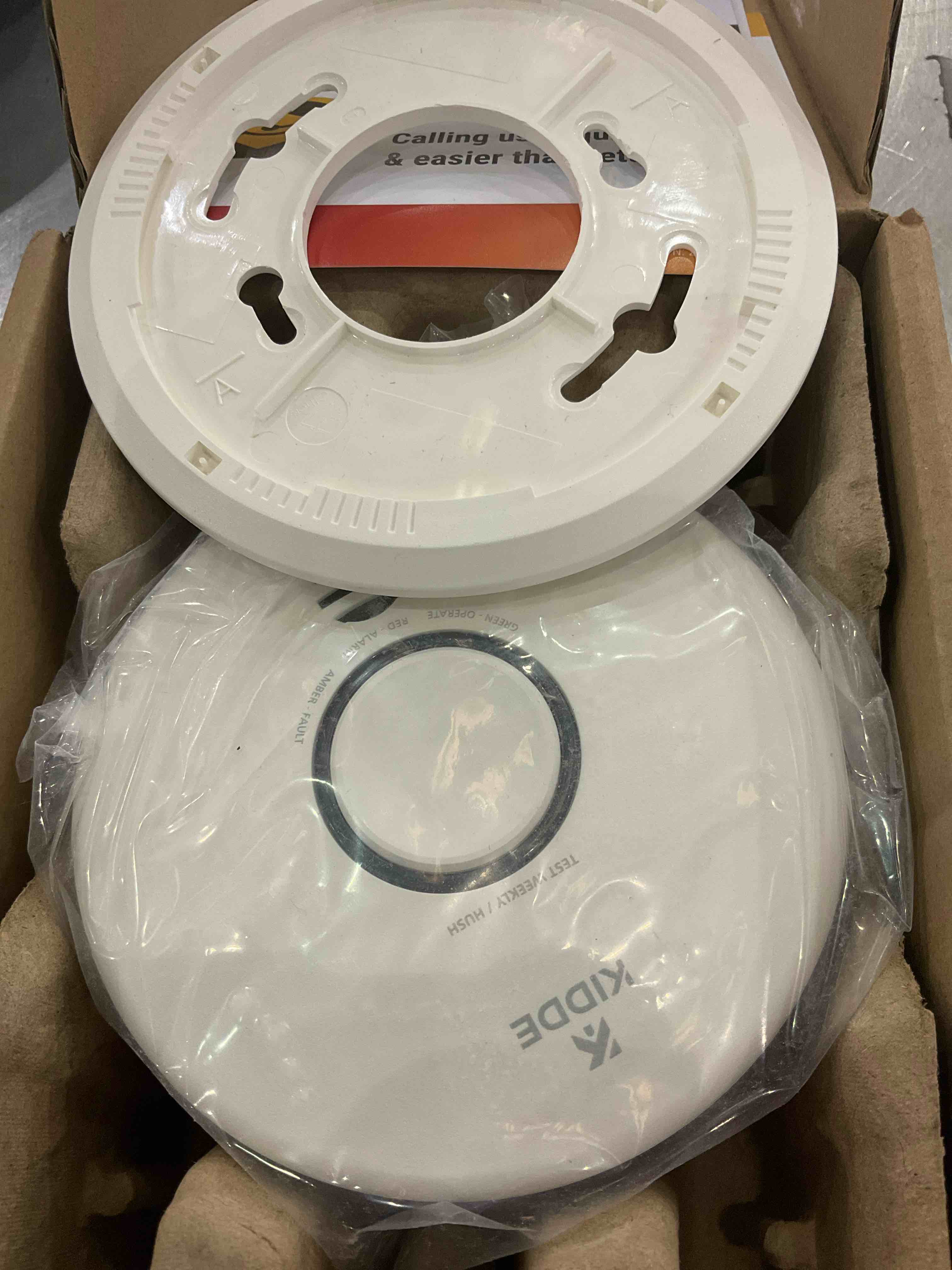 https://s3.amazonaws.com/lotting-images-prod/BargainHunt/EXS01089237_1709819732280.jpeg