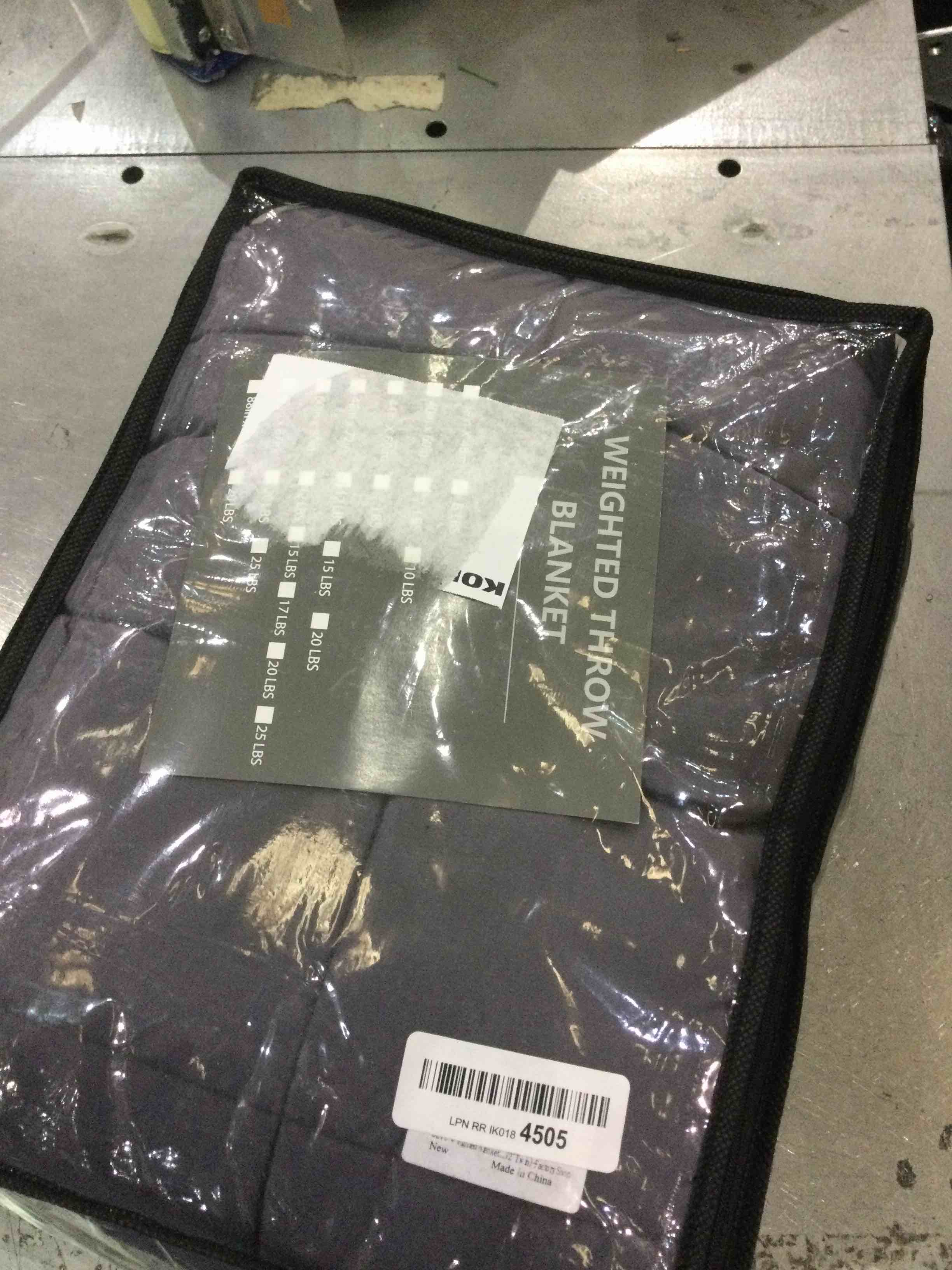 https://s3.amazonaws.com/lotting-images-prod/BargainHunt/EXS01089567_1709321901360.jpeg