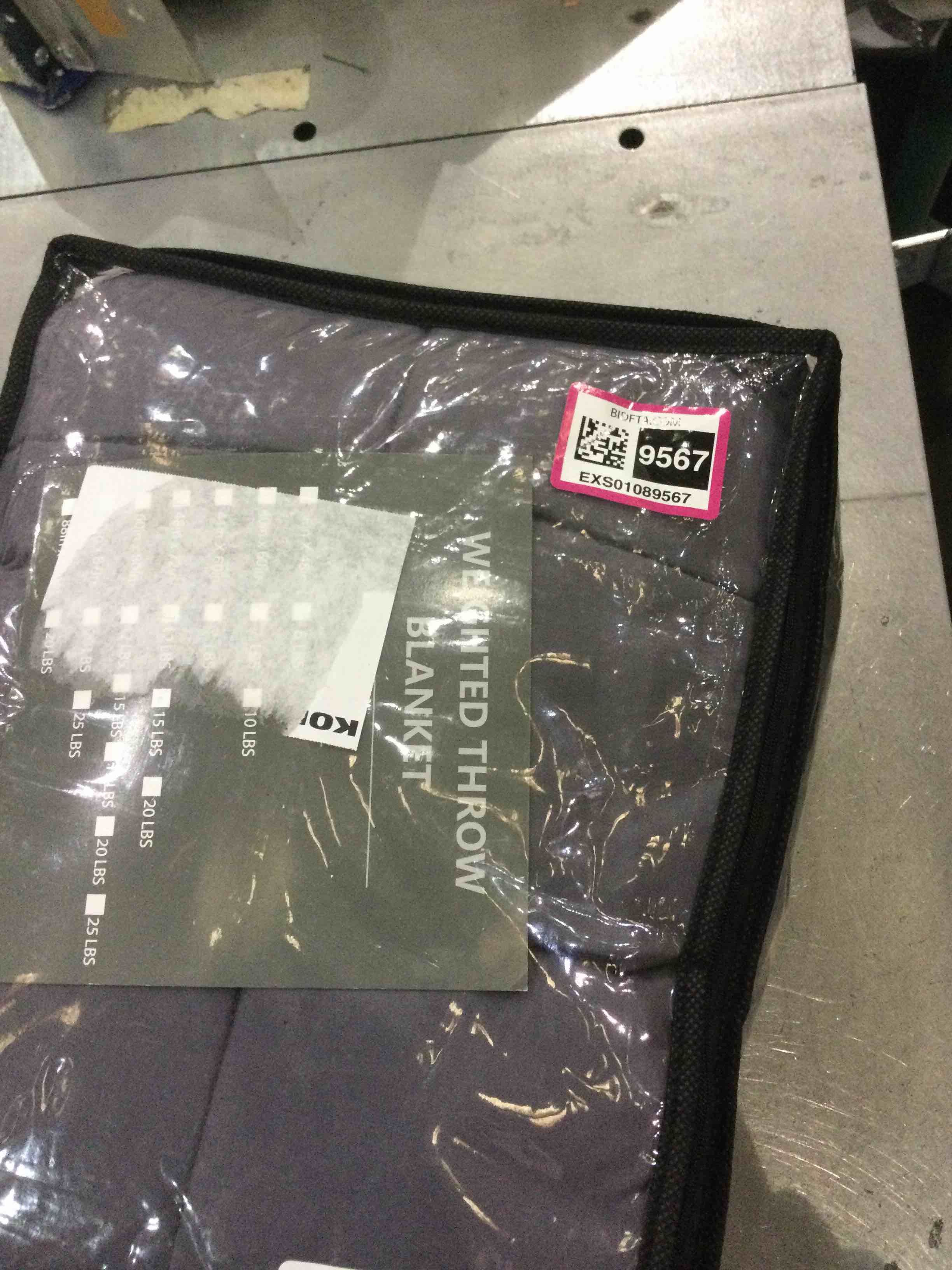 https://s3.amazonaws.com/lotting-images-prod/BargainHunt/EXS01089567_1709321907957.jpeg