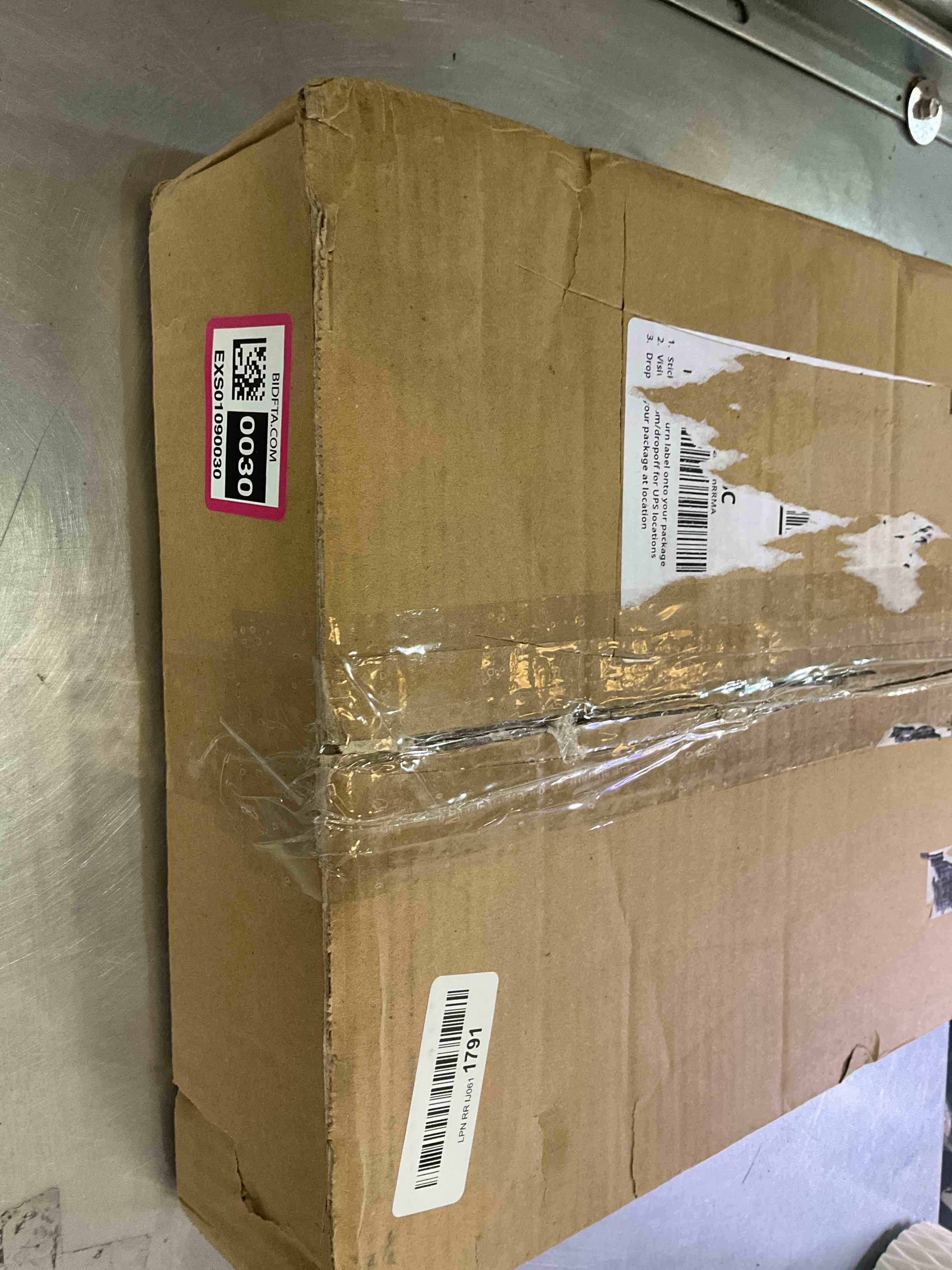 https://s3.amazonaws.com/lotting-images-prod/BargainHunt/EXS01090030_1708371971744.jpeg