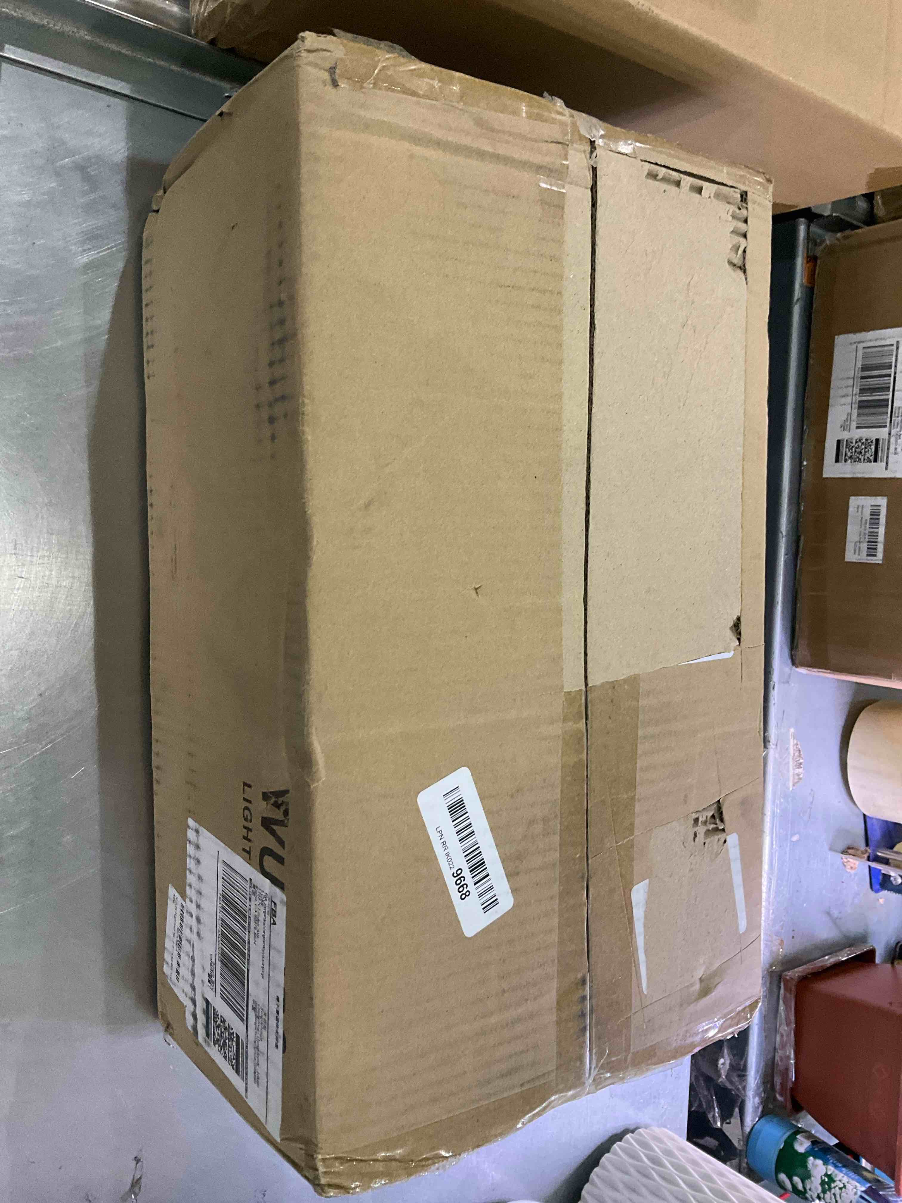 https://s3.amazonaws.com/lotting-images-prod/BargainHunt/EXS01090281_1708522442347.jpeg