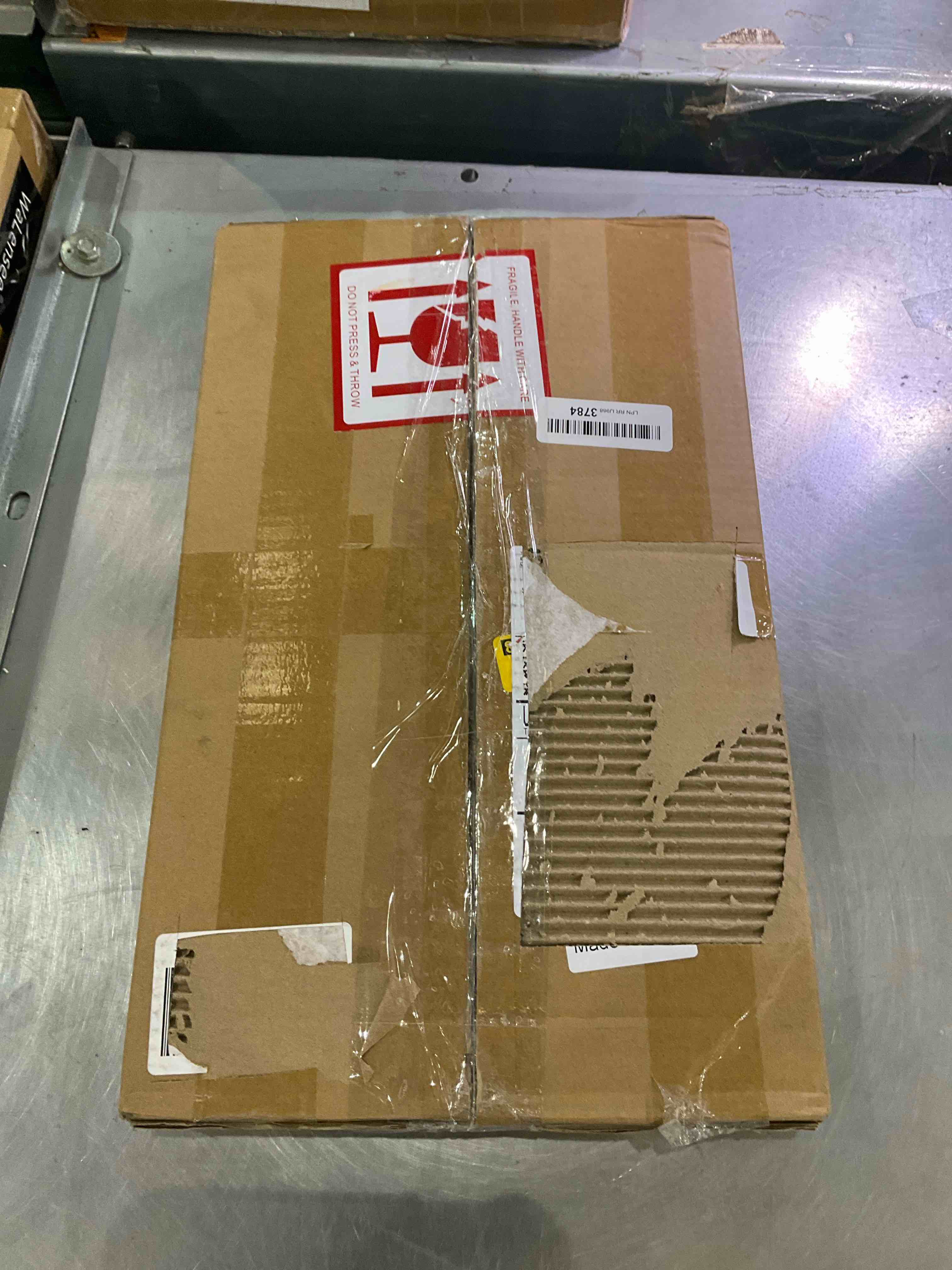 https://s3.amazonaws.com/lotting-images-prod/BargainHunt/EXS01090287_1708522940530.jpeg