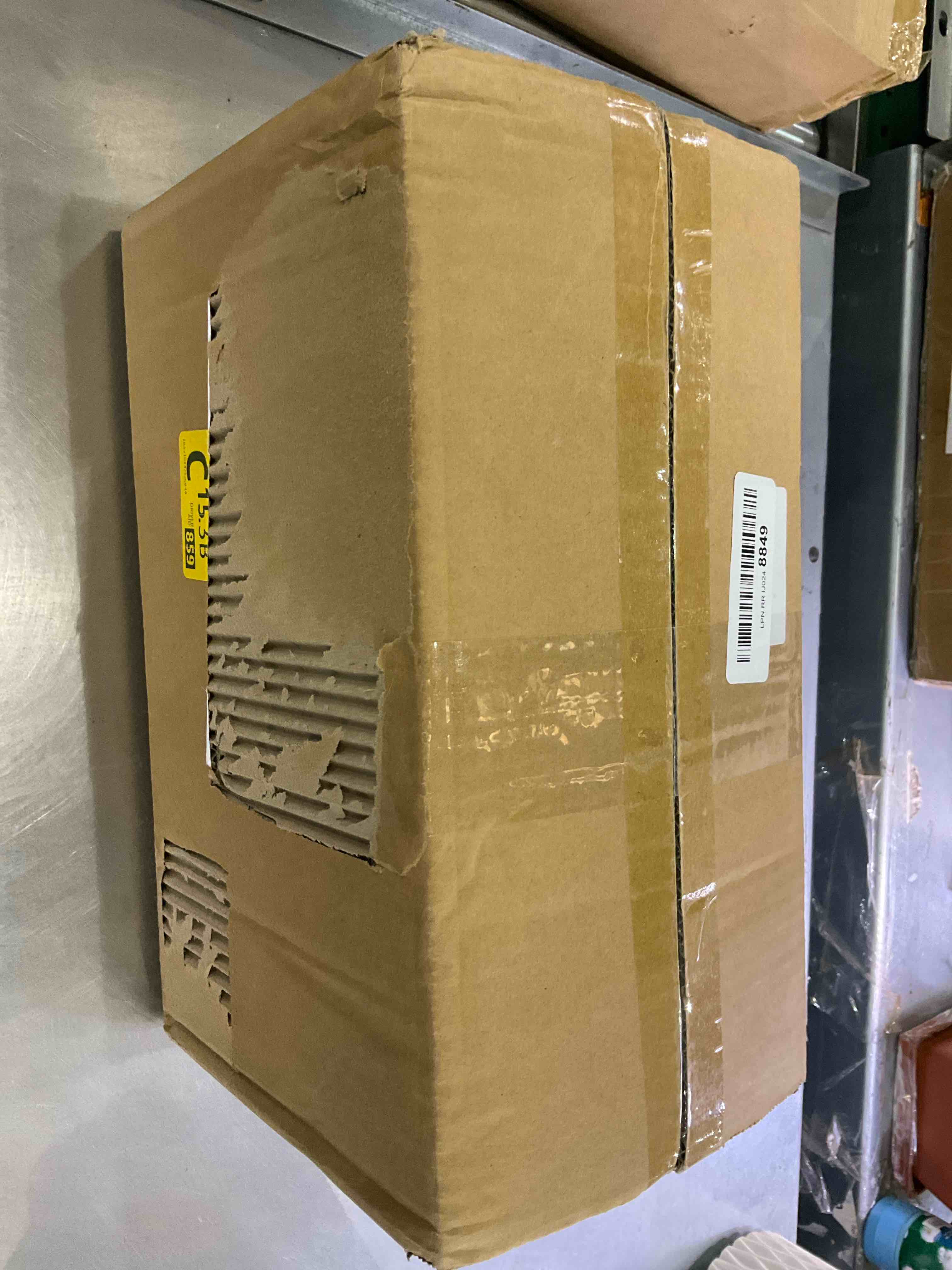 https://s3.amazonaws.com/lotting-images-prod/BargainHunt/EXS01090292_1708523232369.jpeg