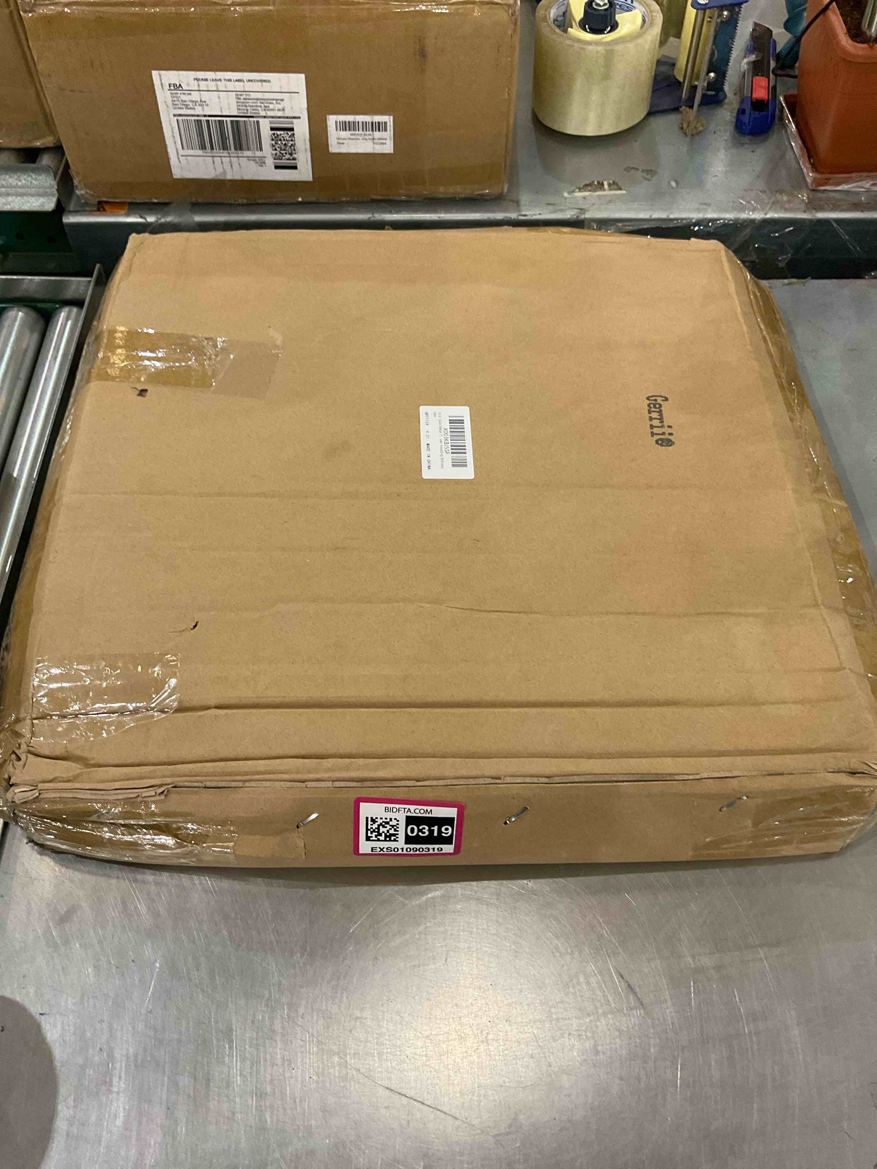 https://s3.amazonaws.com/lotting-images-prod/BargainHunt/EXS01090319_1708528377099.jpeg