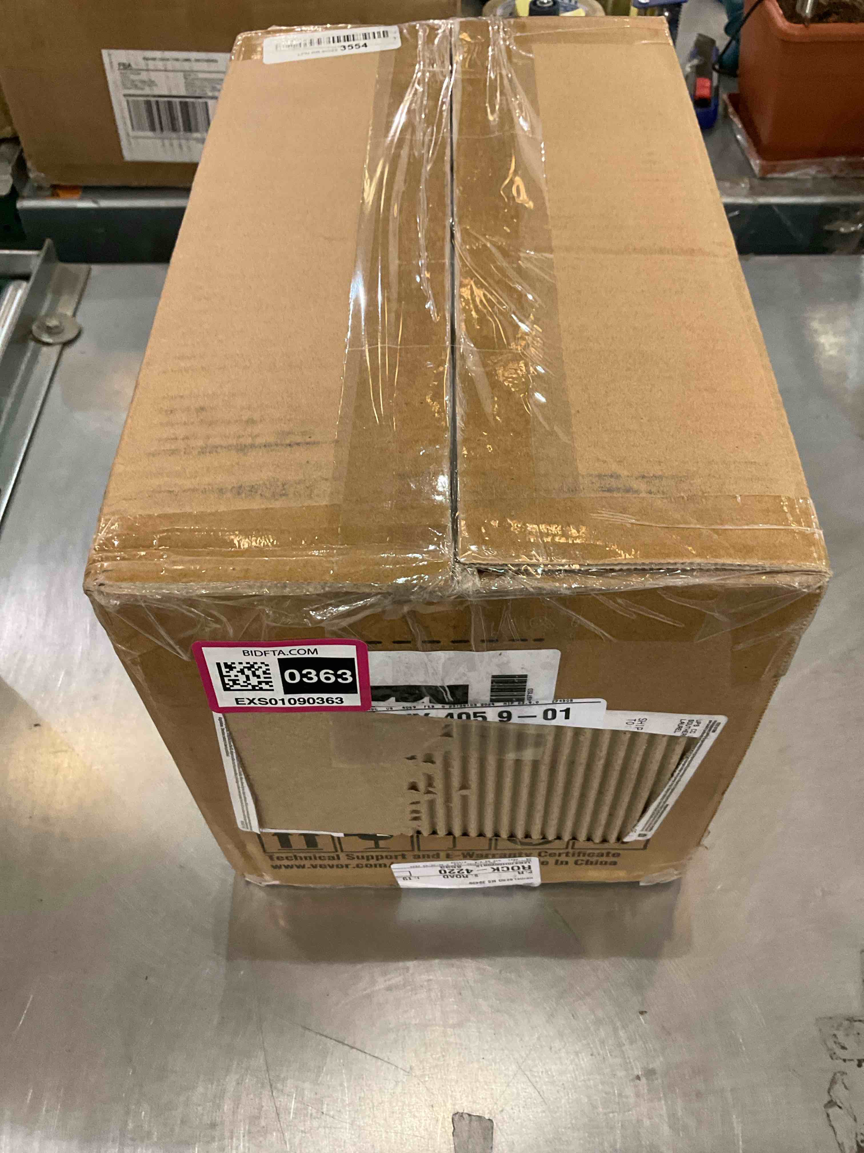 https://s3.amazonaws.com/lotting-images-prod/BargainHunt/EXS01090363_1708532336898.jpeg