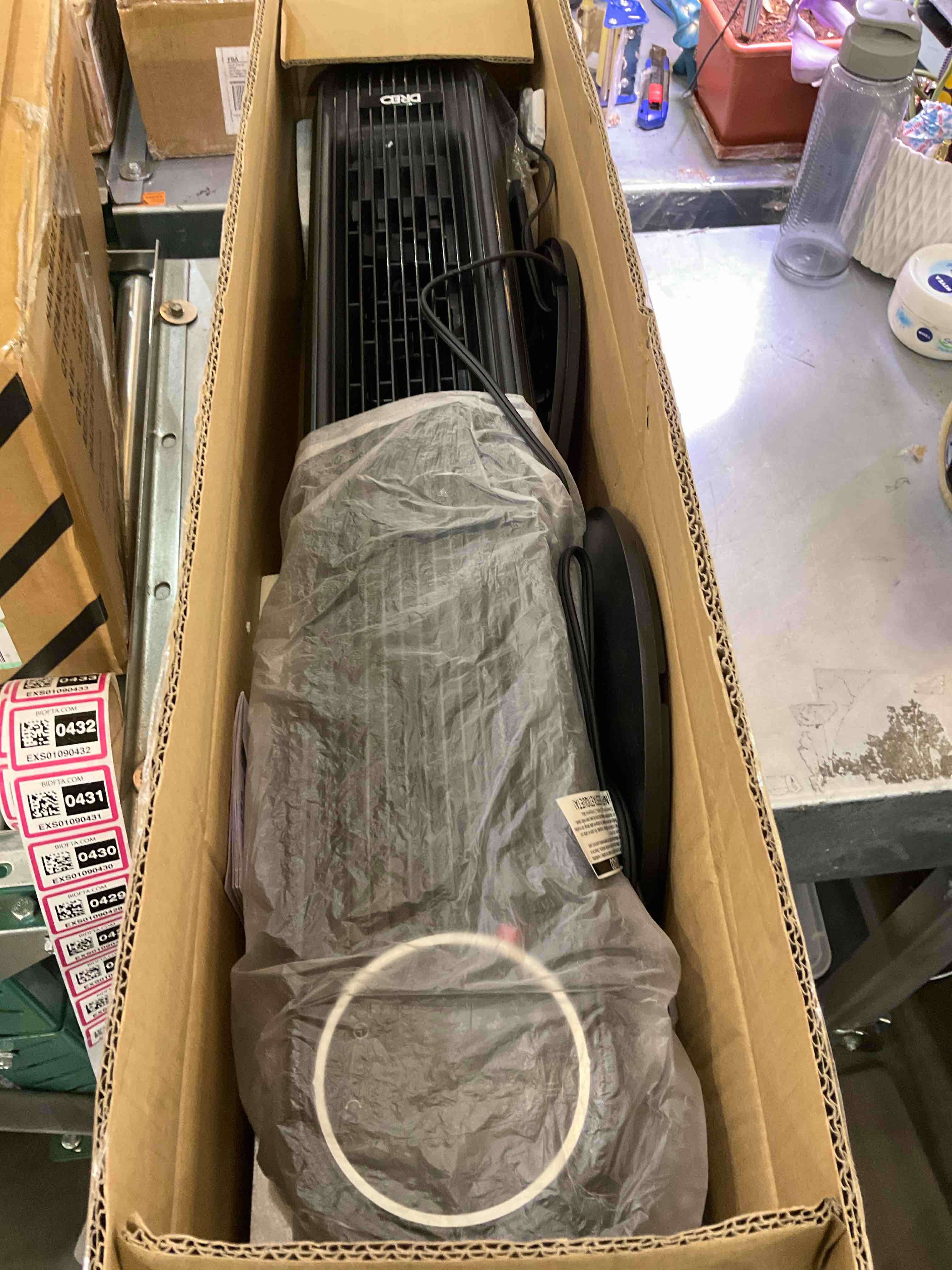 https://s3.amazonaws.com/lotting-images-prod/BargainHunt/EXS01090425_1708543656520.jpeg