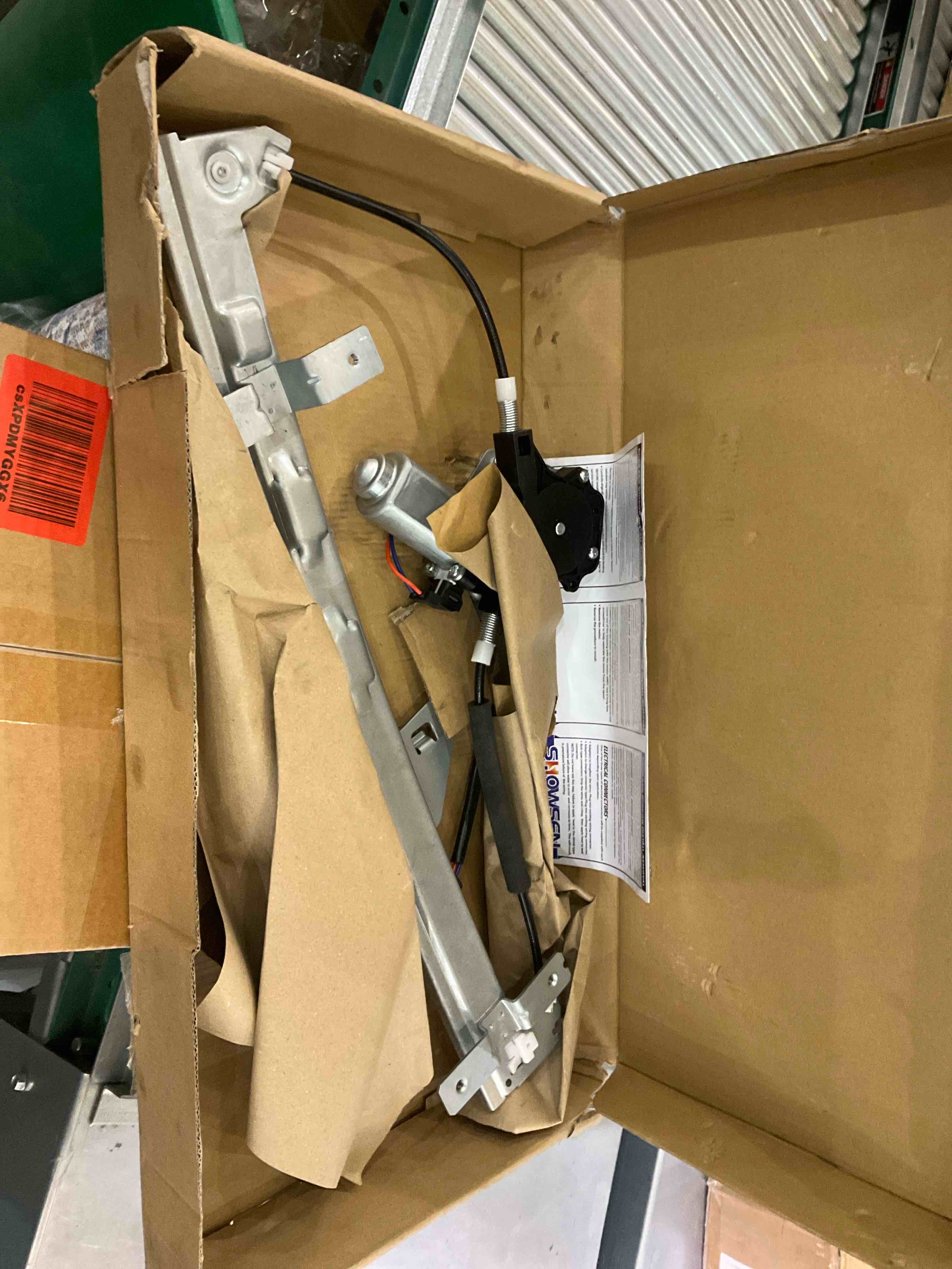 https://s3.amazonaws.com/lotting-images-prod/BargainHunt/EXS01090430_1708544422544.jpeg