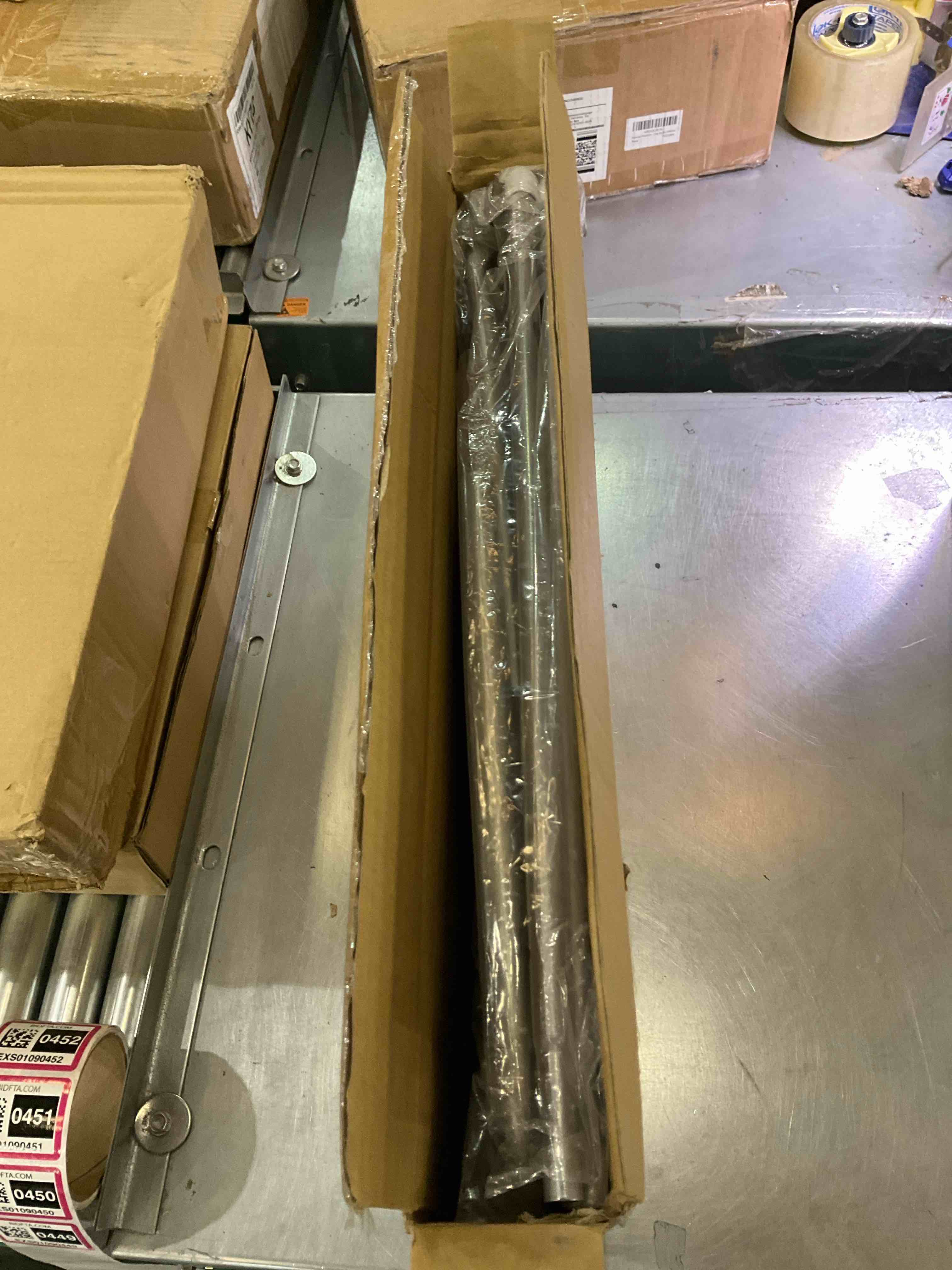 https://s3.amazonaws.com/lotting-images-prod/BargainHunt/EXS01090449_1708546824371.jpeg