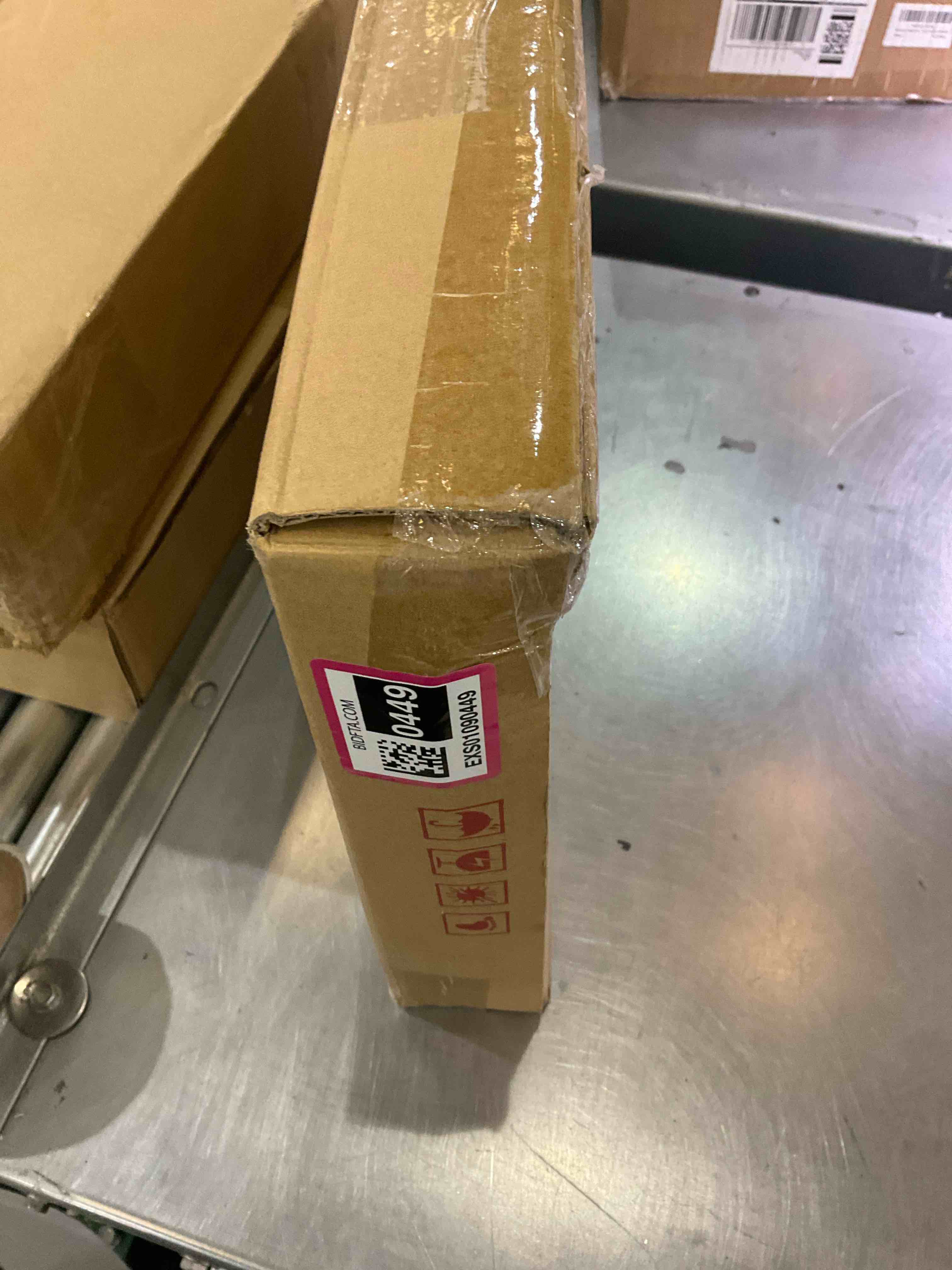 https://s3.amazonaws.com/lotting-images-prod/BargainHunt/EXS01090449_1708546847875.jpeg