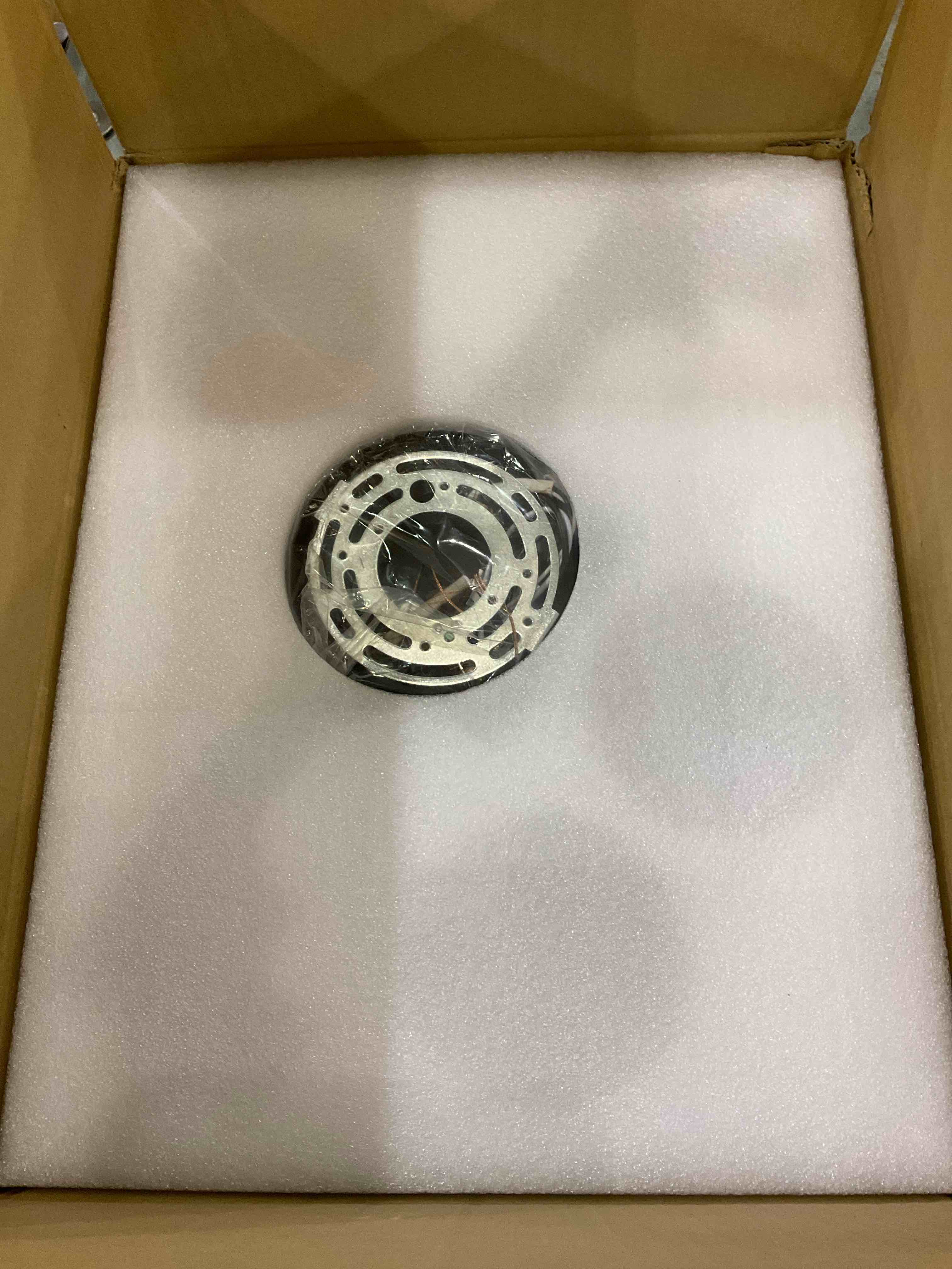 https://s3.amazonaws.com/lotting-images-prod/BargainHunt/EXS01090497_1708696021678.jpeg