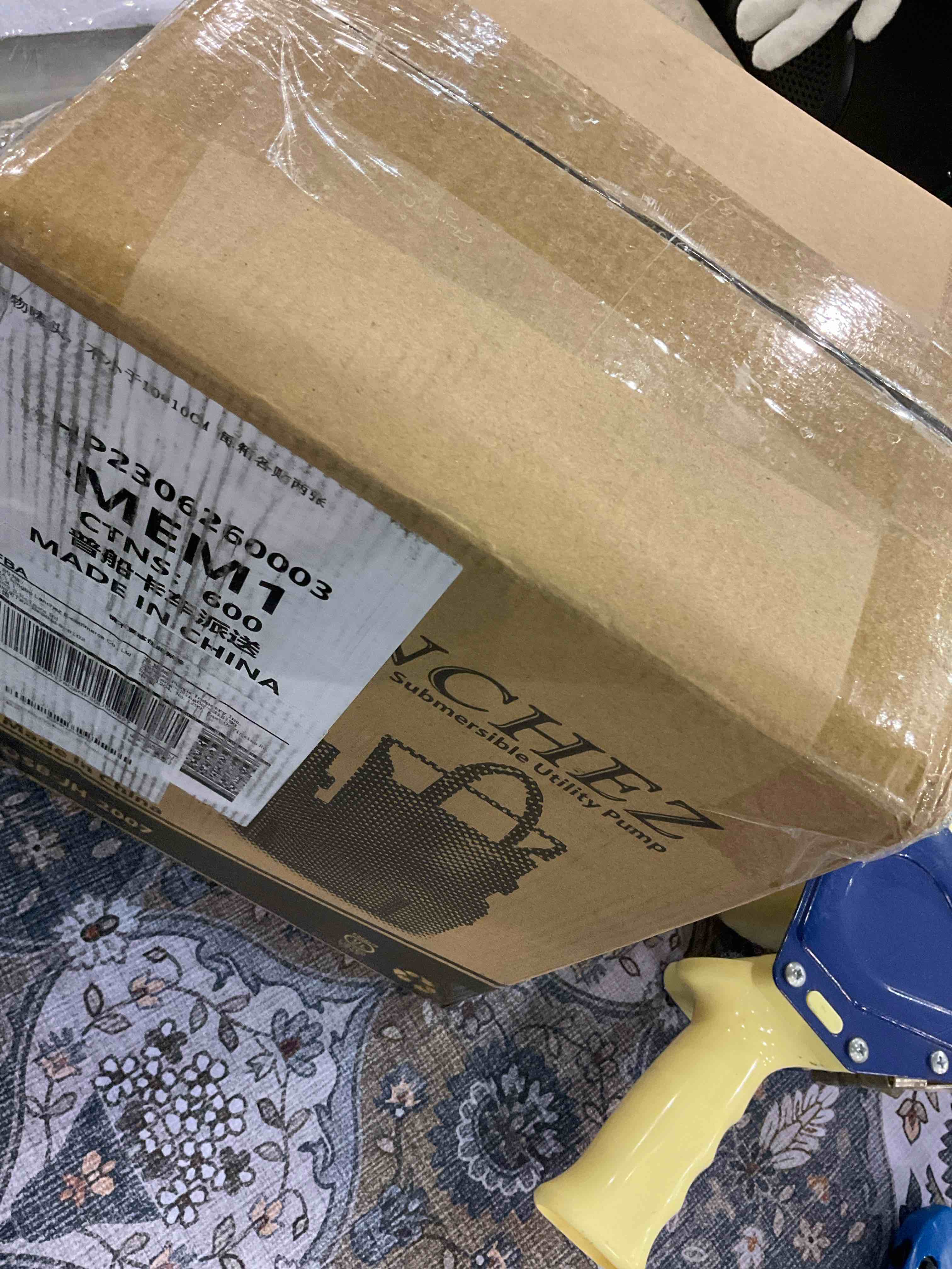 https://s3.amazonaws.com/lotting-images-prod/BargainHunt/EXS01090728_1709641856453.jpeg