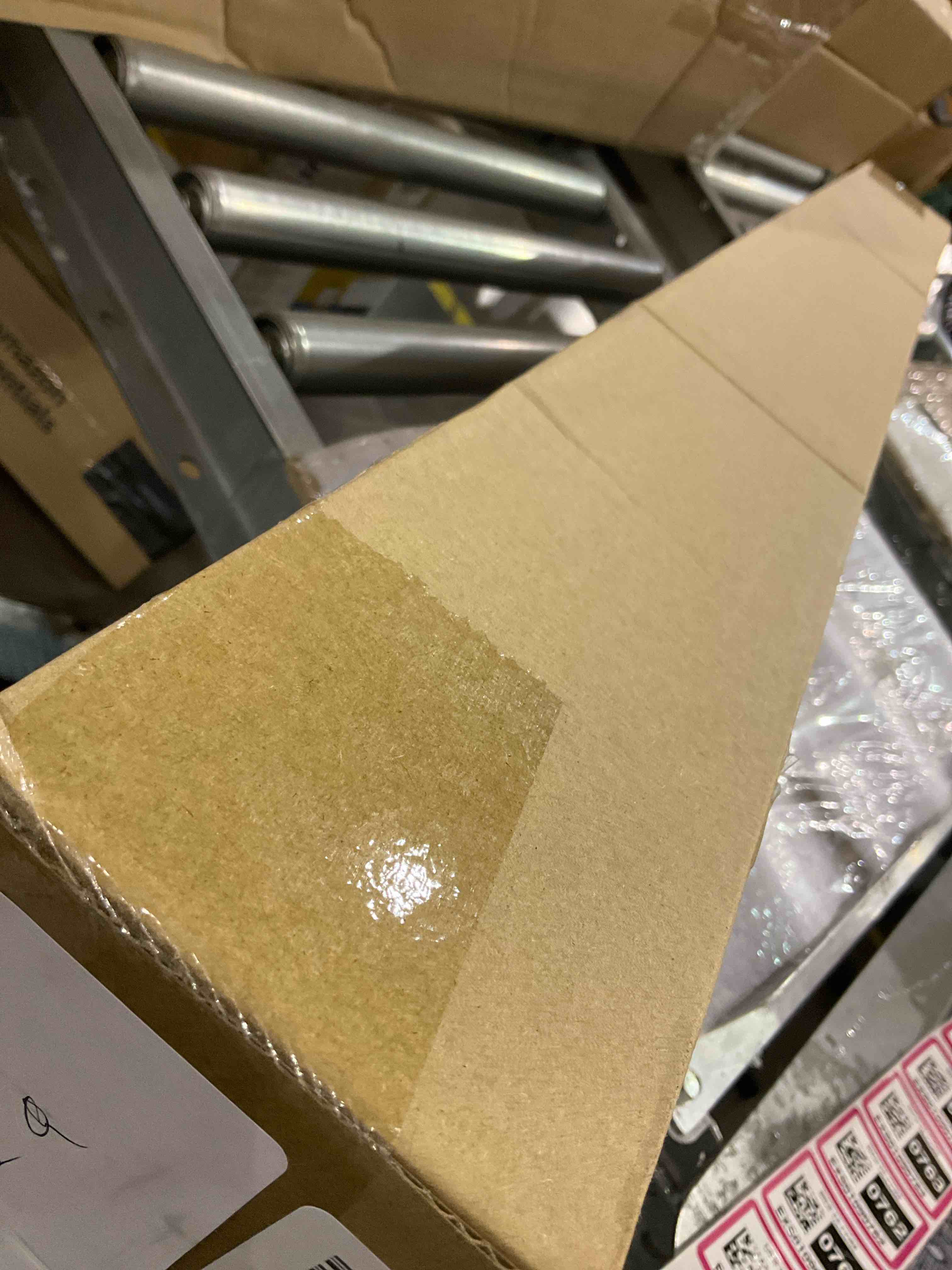 https://s3.amazonaws.com/lotting-images-prod/BargainHunt/EXS01090760_1709644534025.jpeg