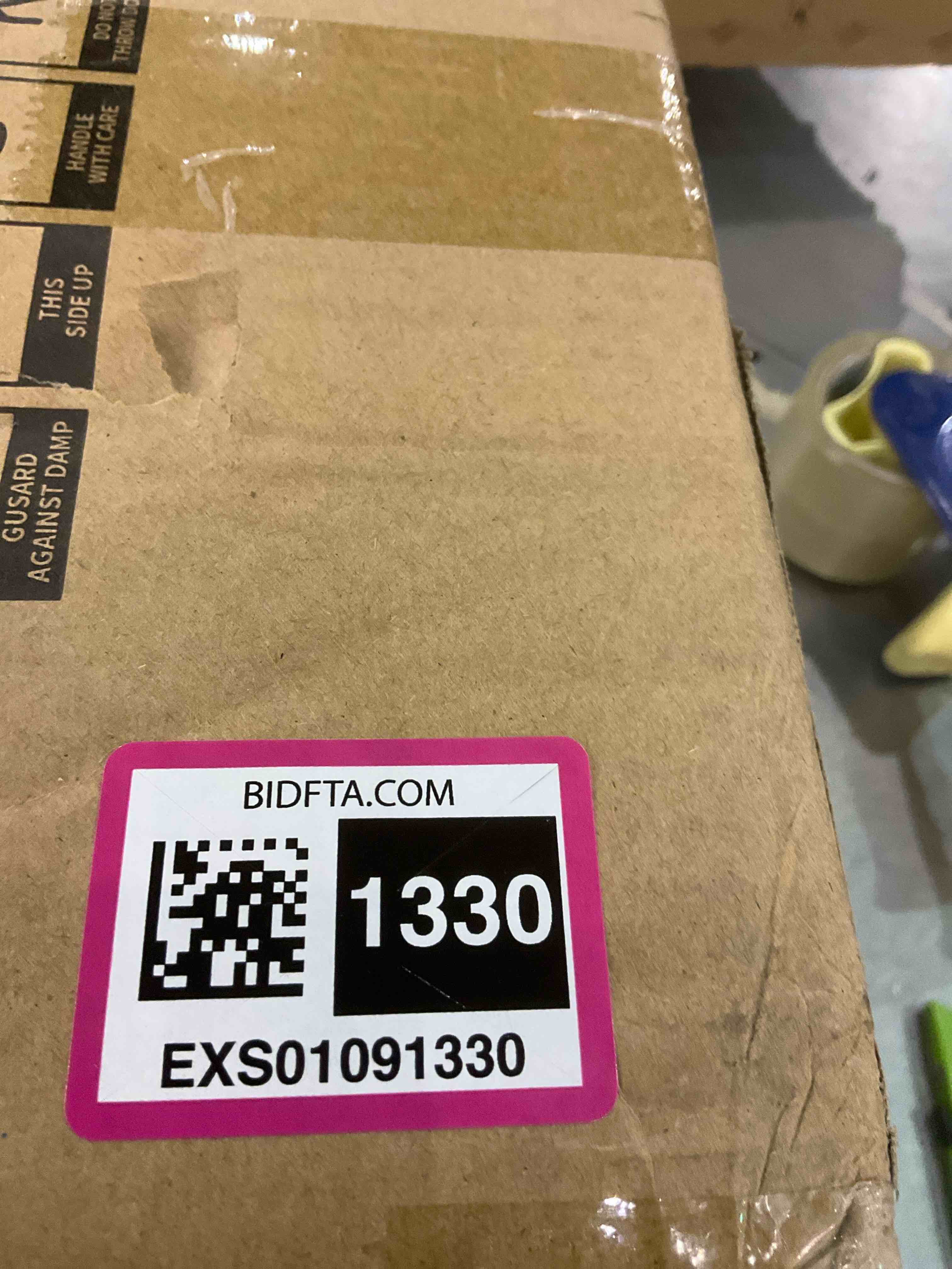 https://s3.amazonaws.com/lotting-images-prod/BargainHunt/EXS01091330_1708605171330.jpeg