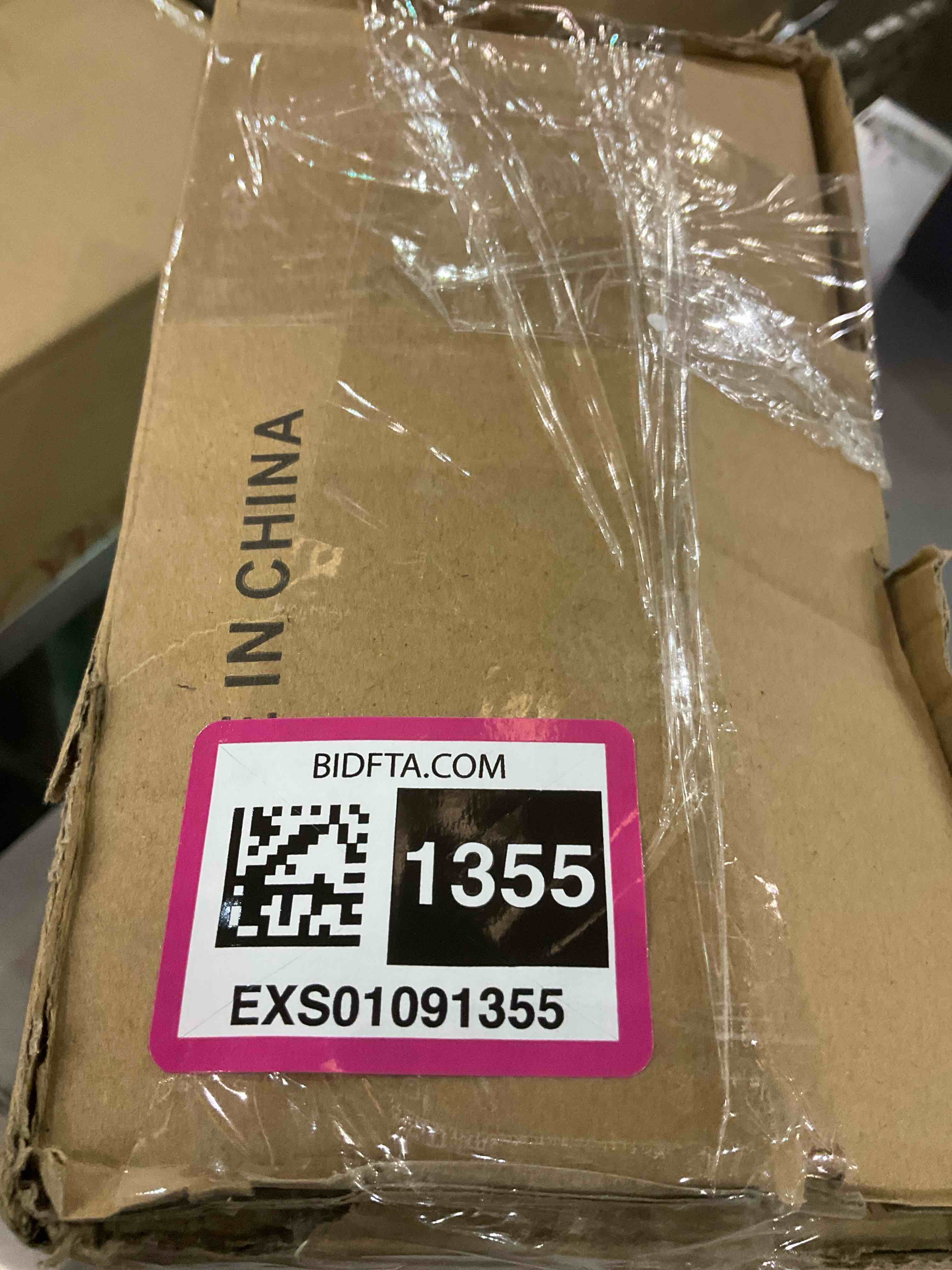 https://s3.amazonaws.com/lotting-images-prod/BargainHunt/EXS01091355_1708608443970.jpeg