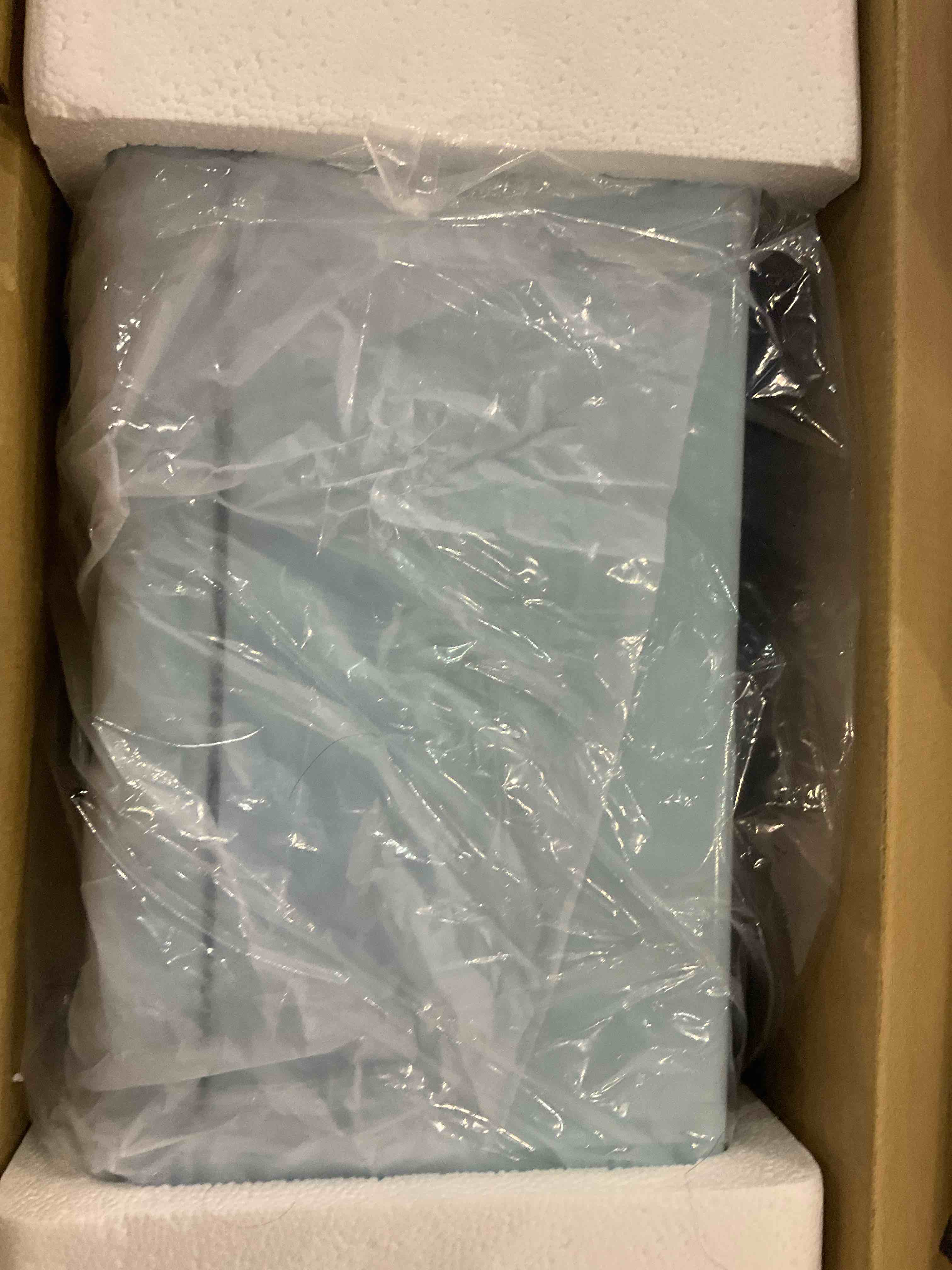 https://s3.amazonaws.com/lotting-images-prod/BargainHunt/EXS01091503_1708000786416.jpeg
