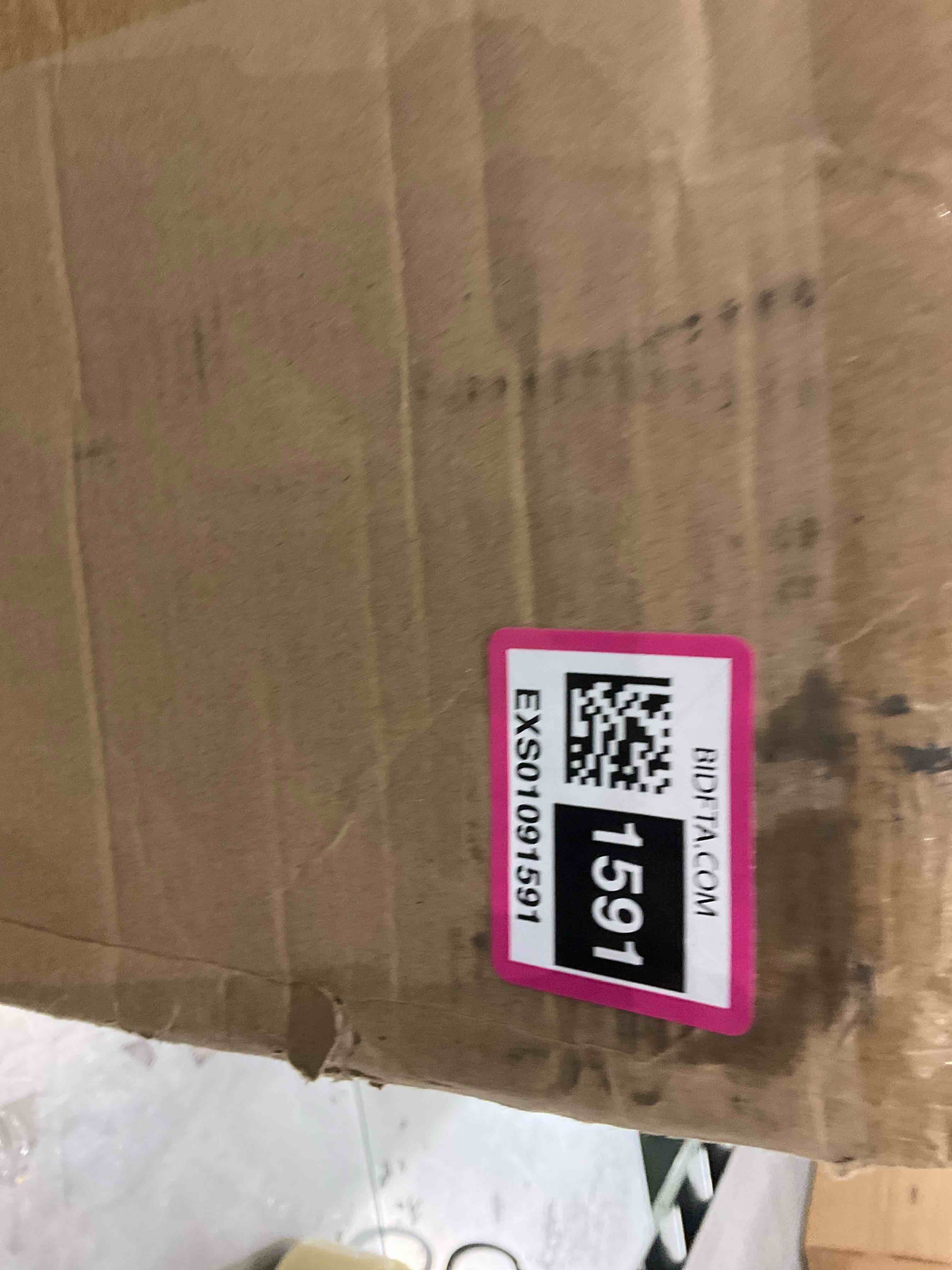 https://s3.amazonaws.com/lotting-images-prod/BargainHunt/EXS01091591_1708010192520.jpeg