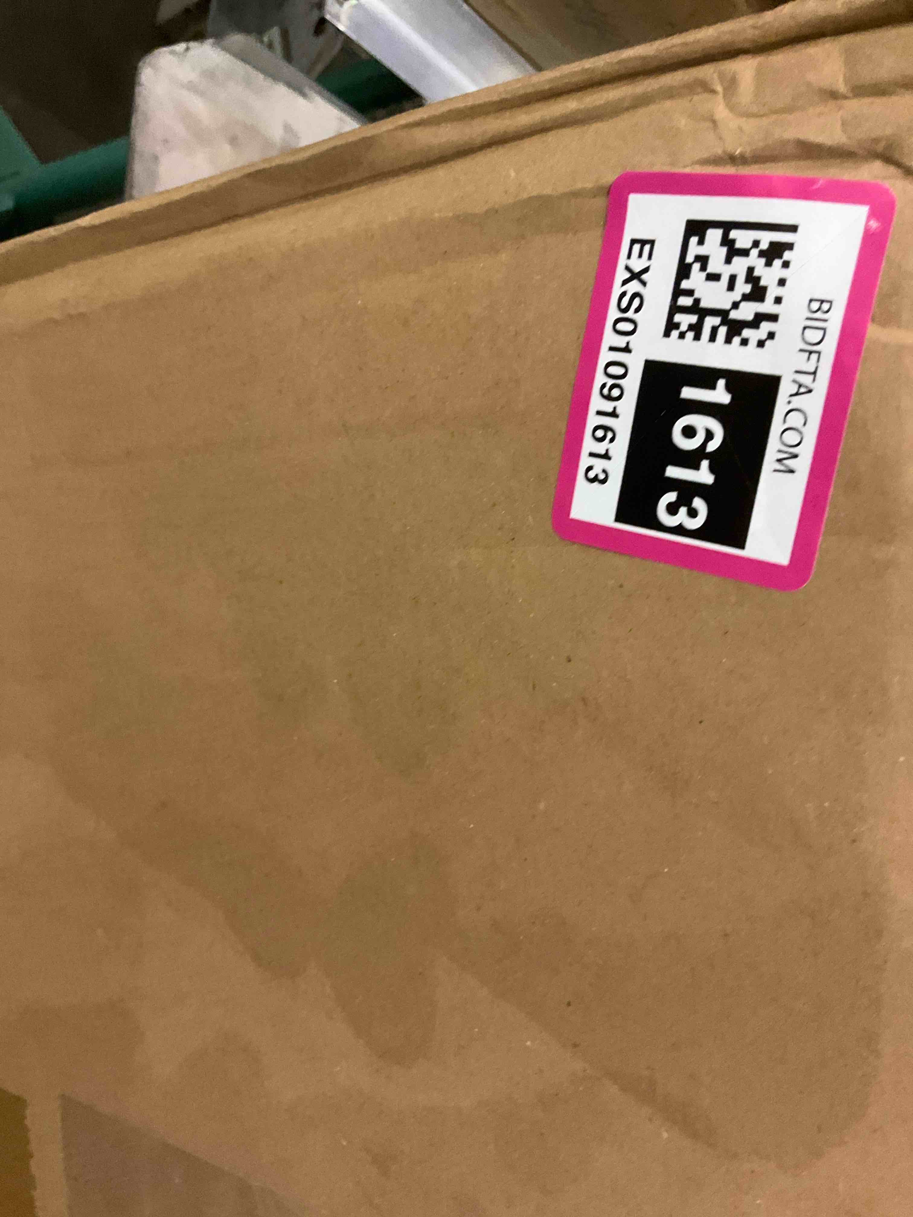 https://s3.amazonaws.com/lotting-images-prod/BargainHunt/EXS01091613_1708011562976.jpeg