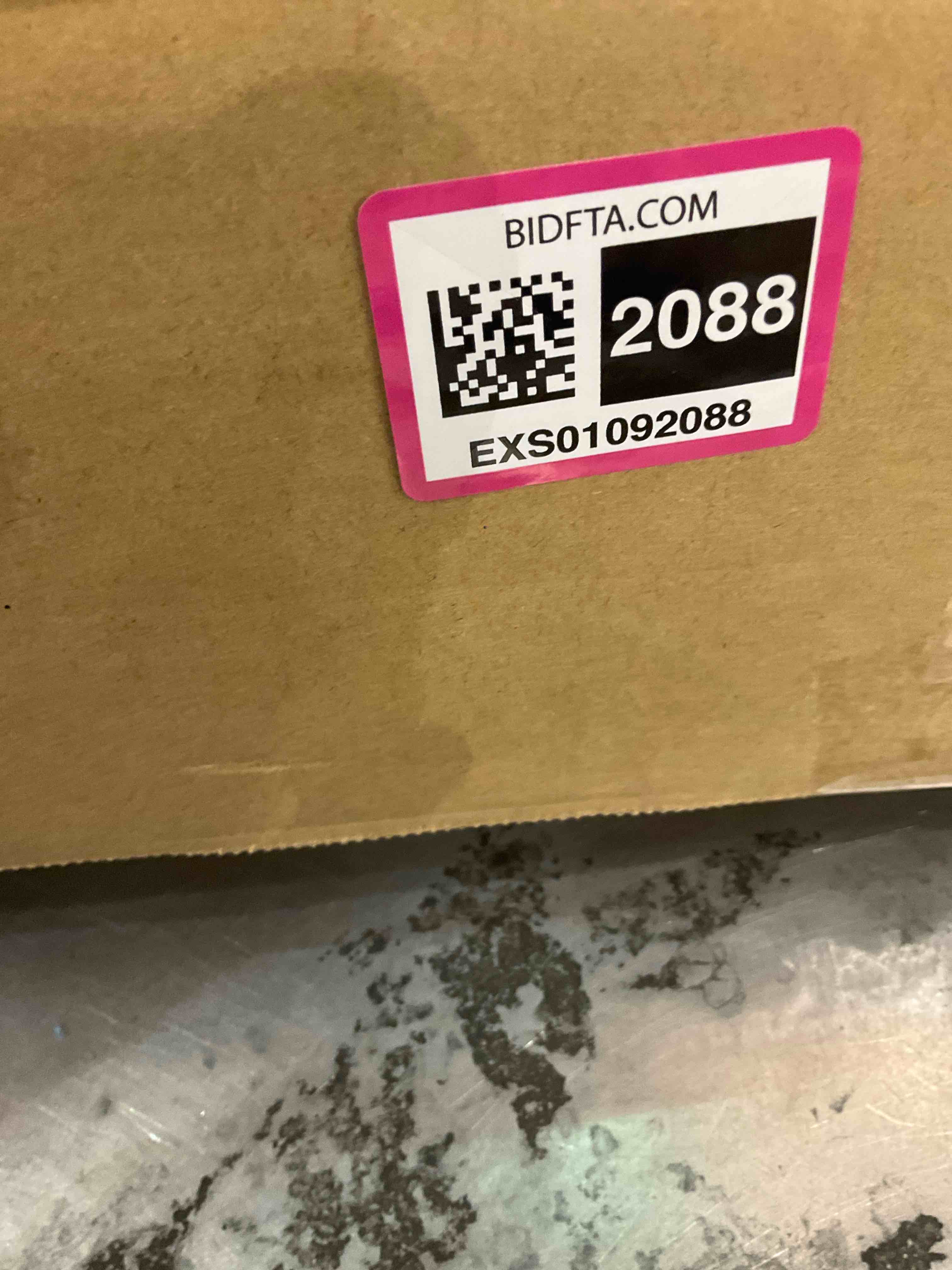 https://s3.amazonaws.com/lotting-images-prod/BargainHunt/EXS01092088_1717515099257.jpeg