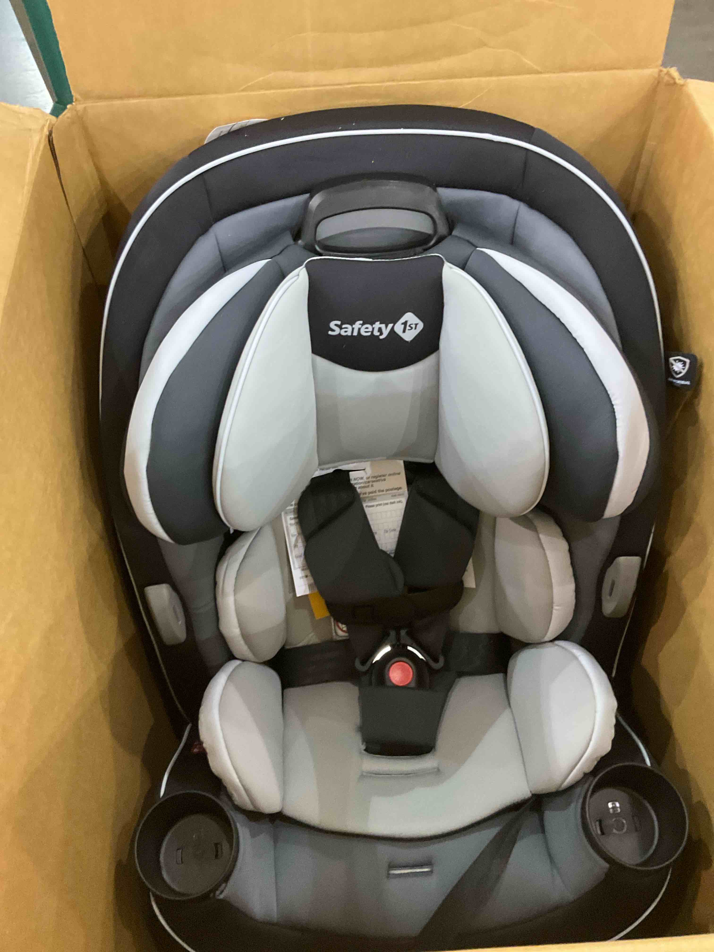 https://s3.amazonaws.com/lotting-images-prod/BargainHunt/EXS01092148_1717587499992.jpeg