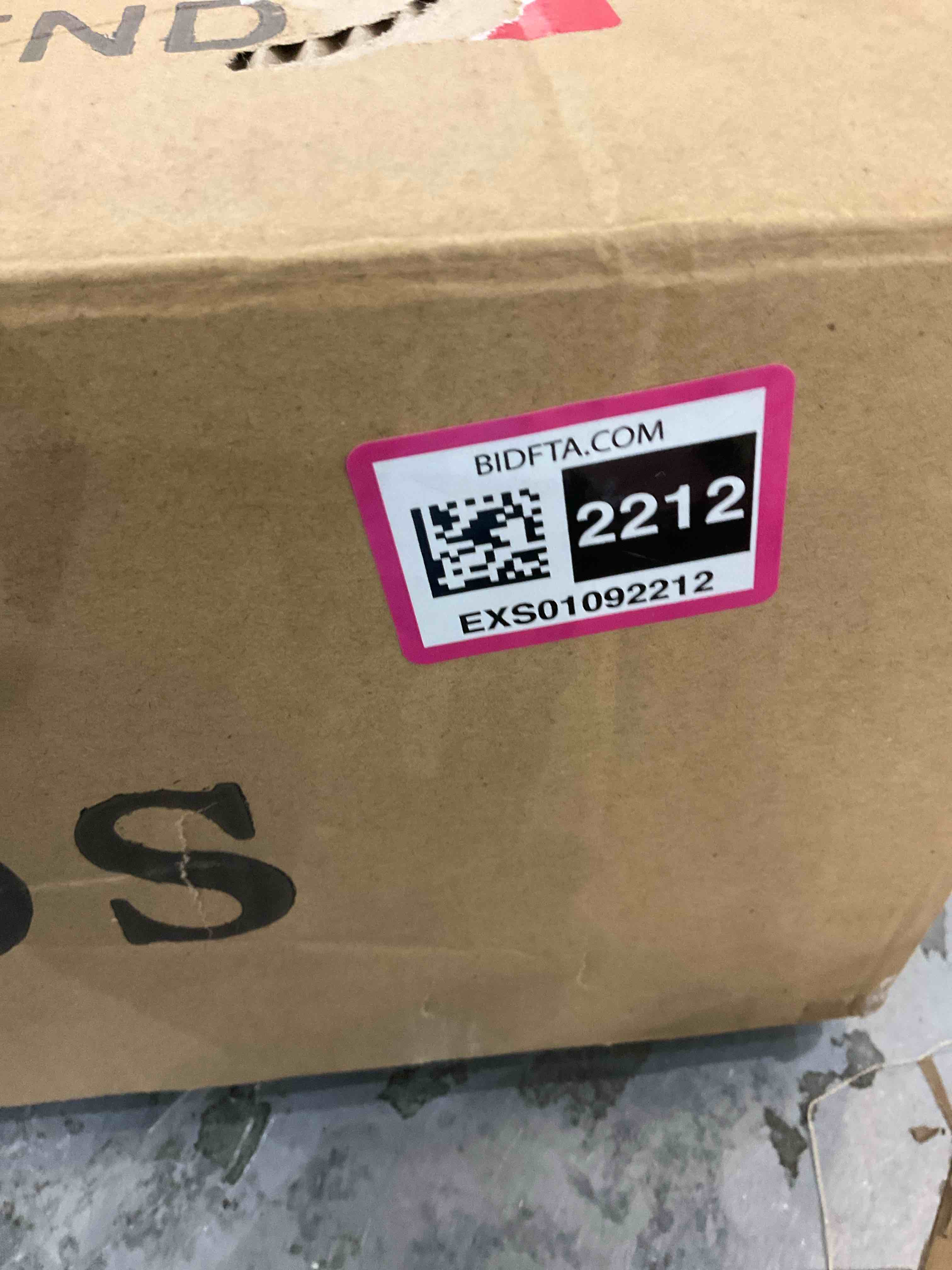 https://s3.amazonaws.com/lotting-images-prod/BargainHunt/EXS01092212_1717600555335.jpeg