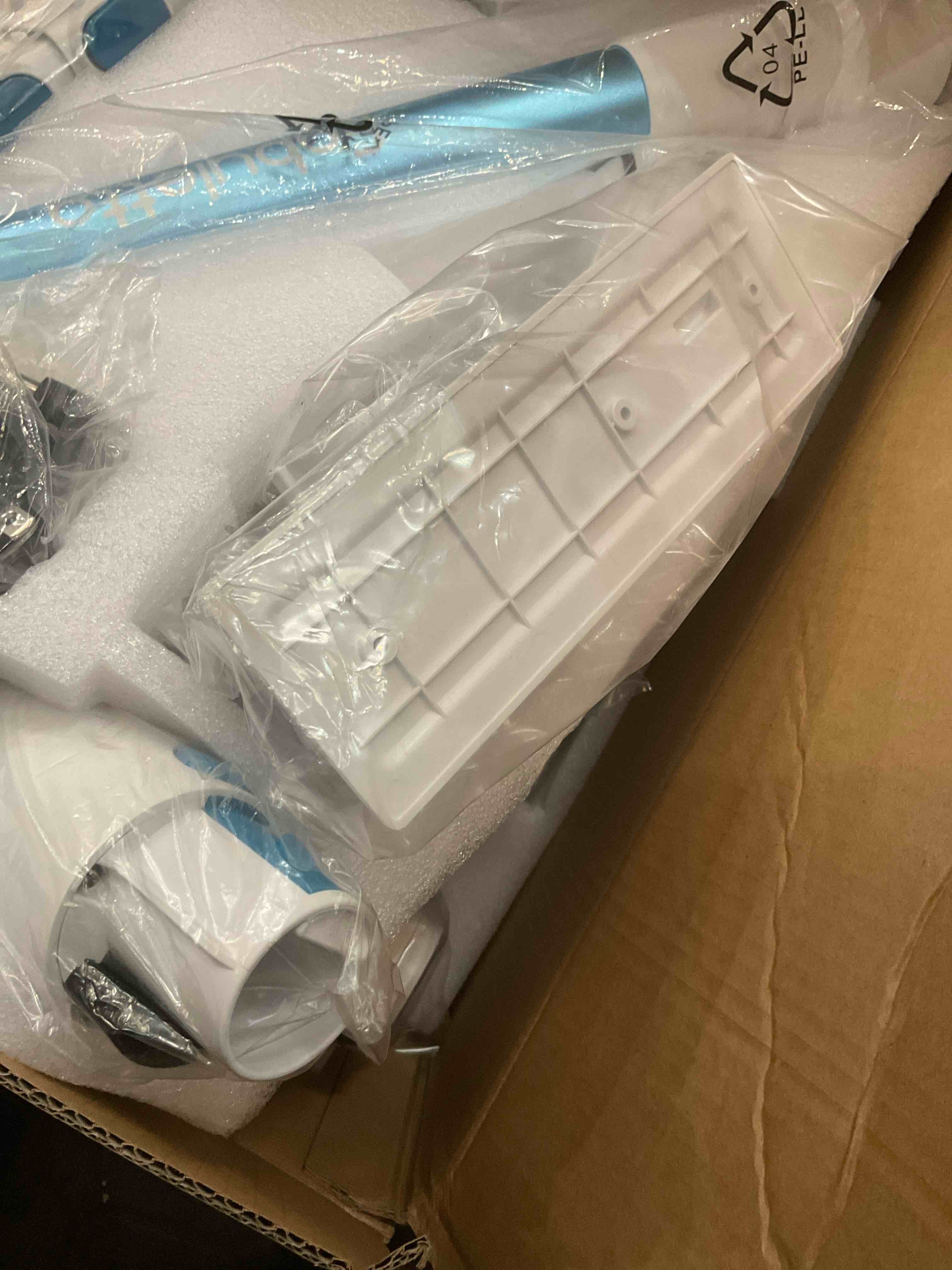 VACUUM CLEANER INSTRUCTION MANUAL