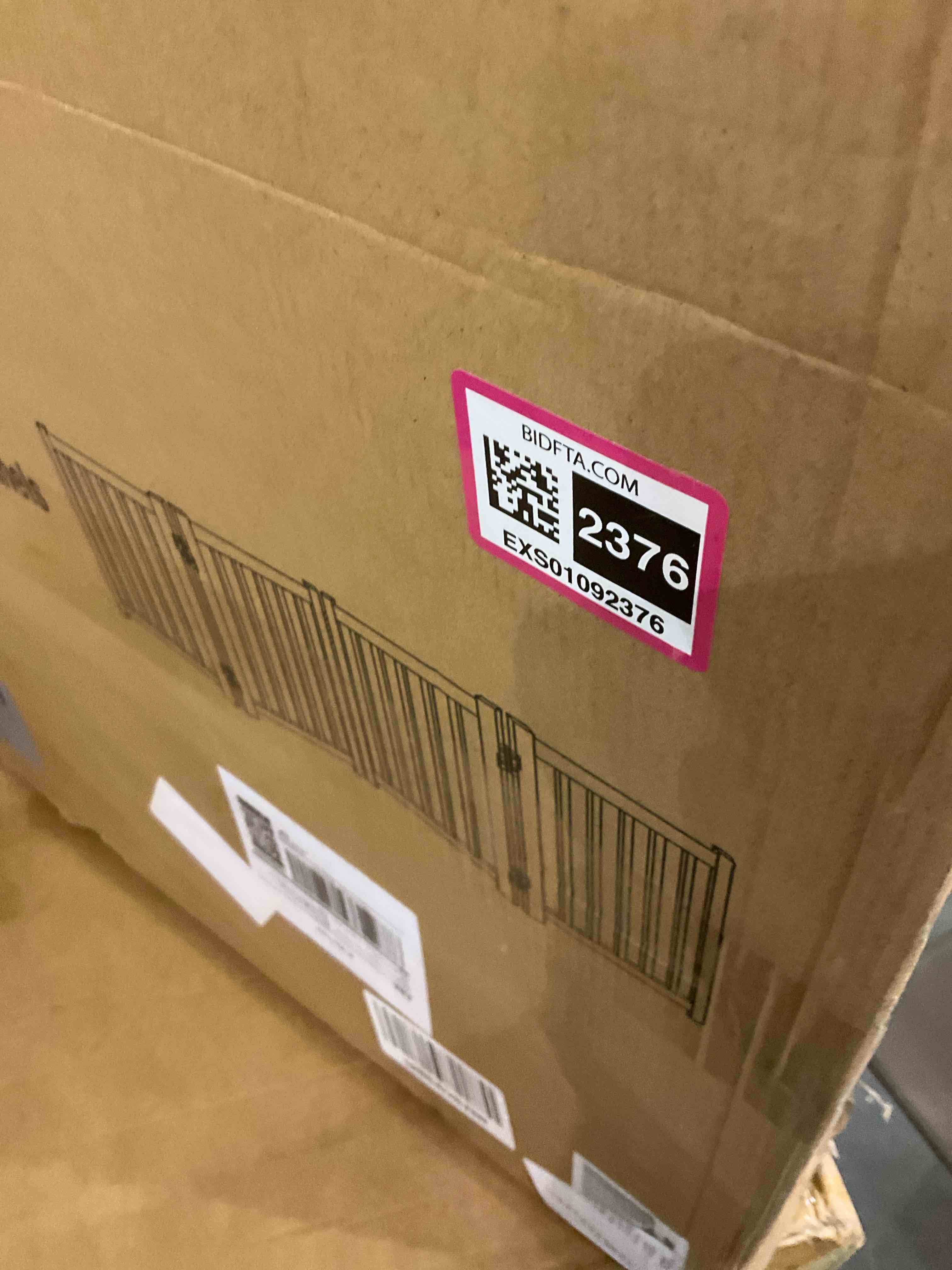 https://s3.amazonaws.com/lotting-images-prod/BargainHunt/EXS01092376_1717694198533.jpeg