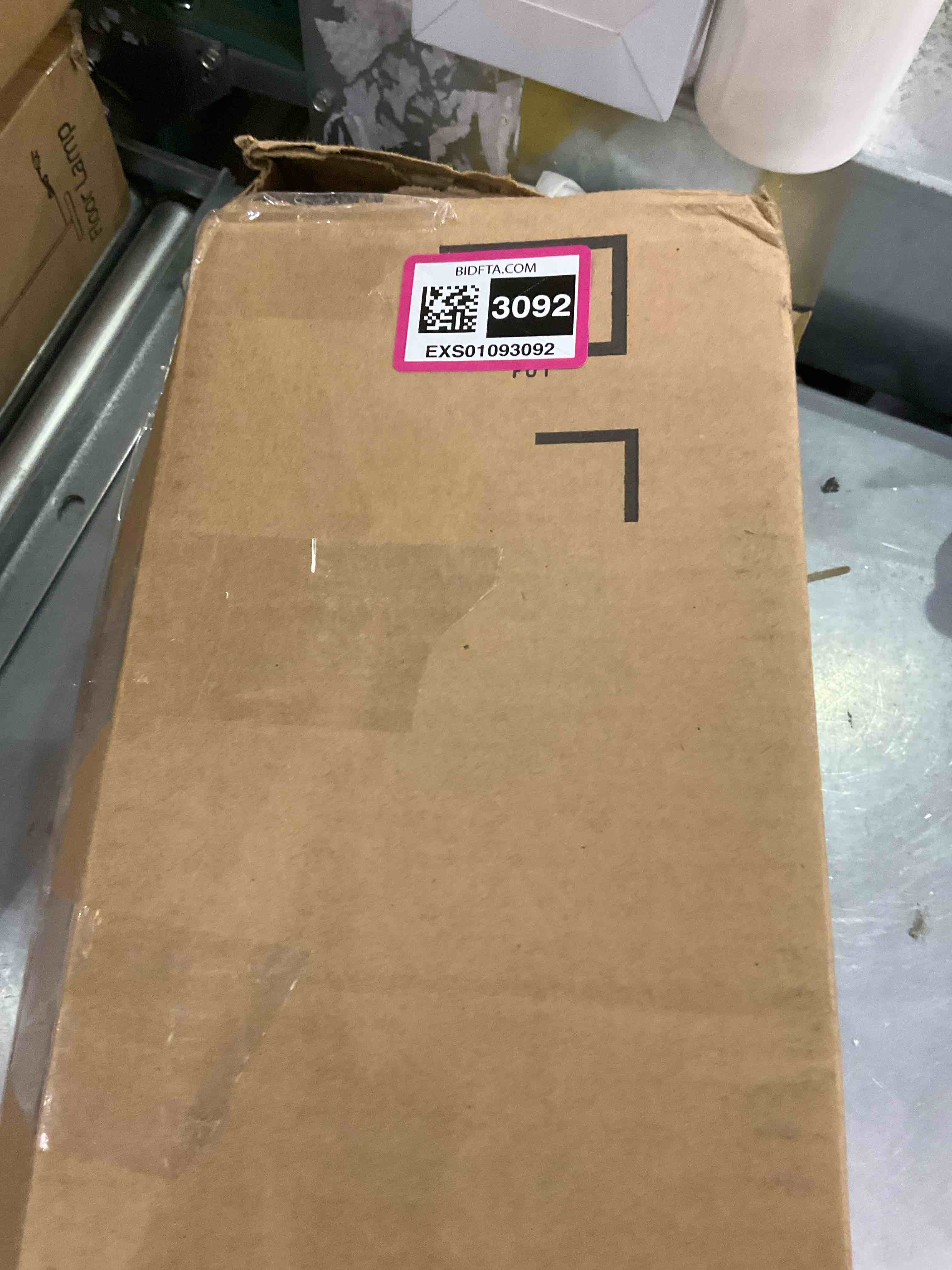 https://s3.amazonaws.com/lotting-images-prod/BargainHunt/EXS01093092_1712070803018.jpeg