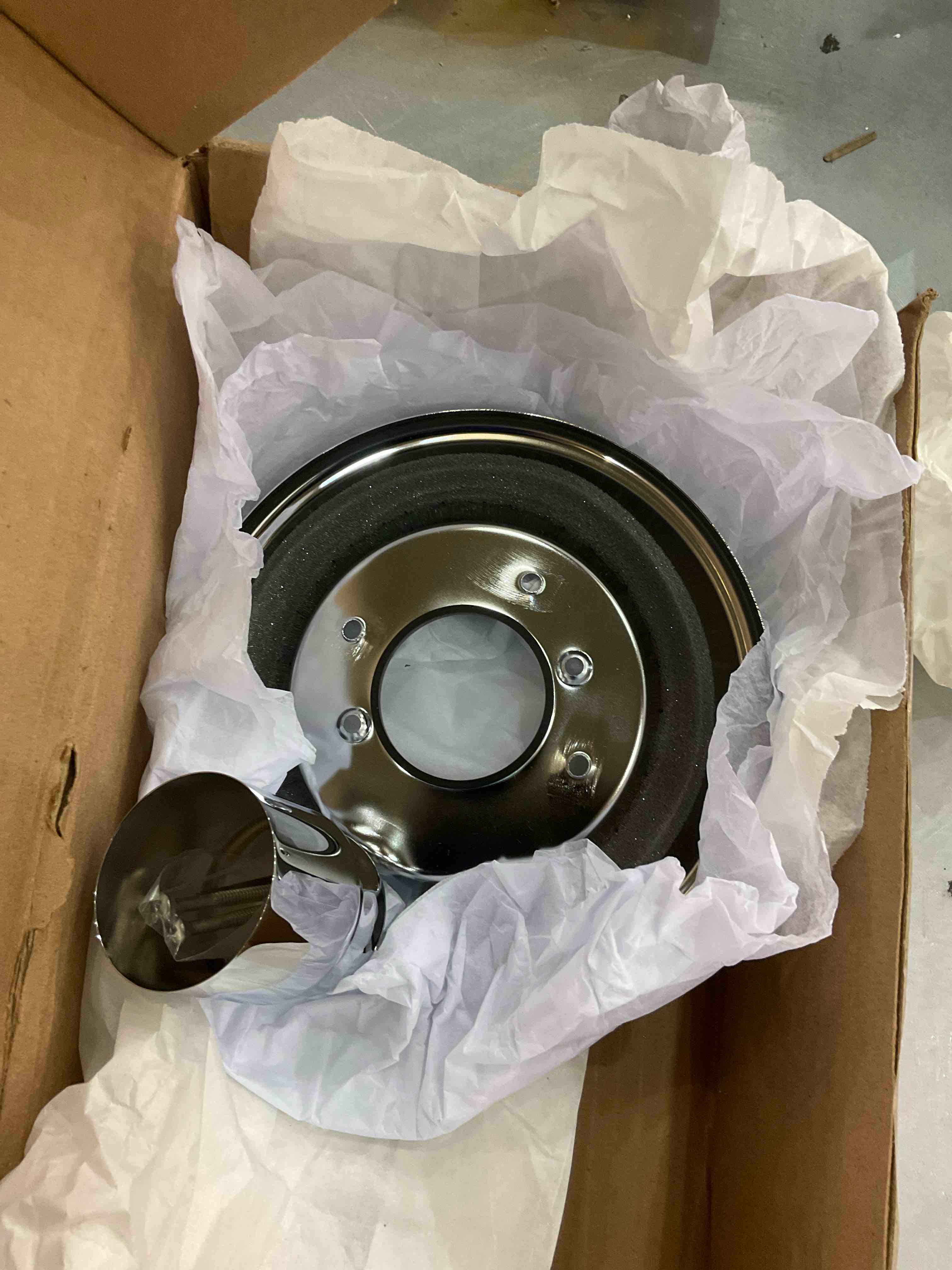 https://s3.amazonaws.com/lotting-images-prod/BargainHunt/EXS01093093_1712070887330.jpeg