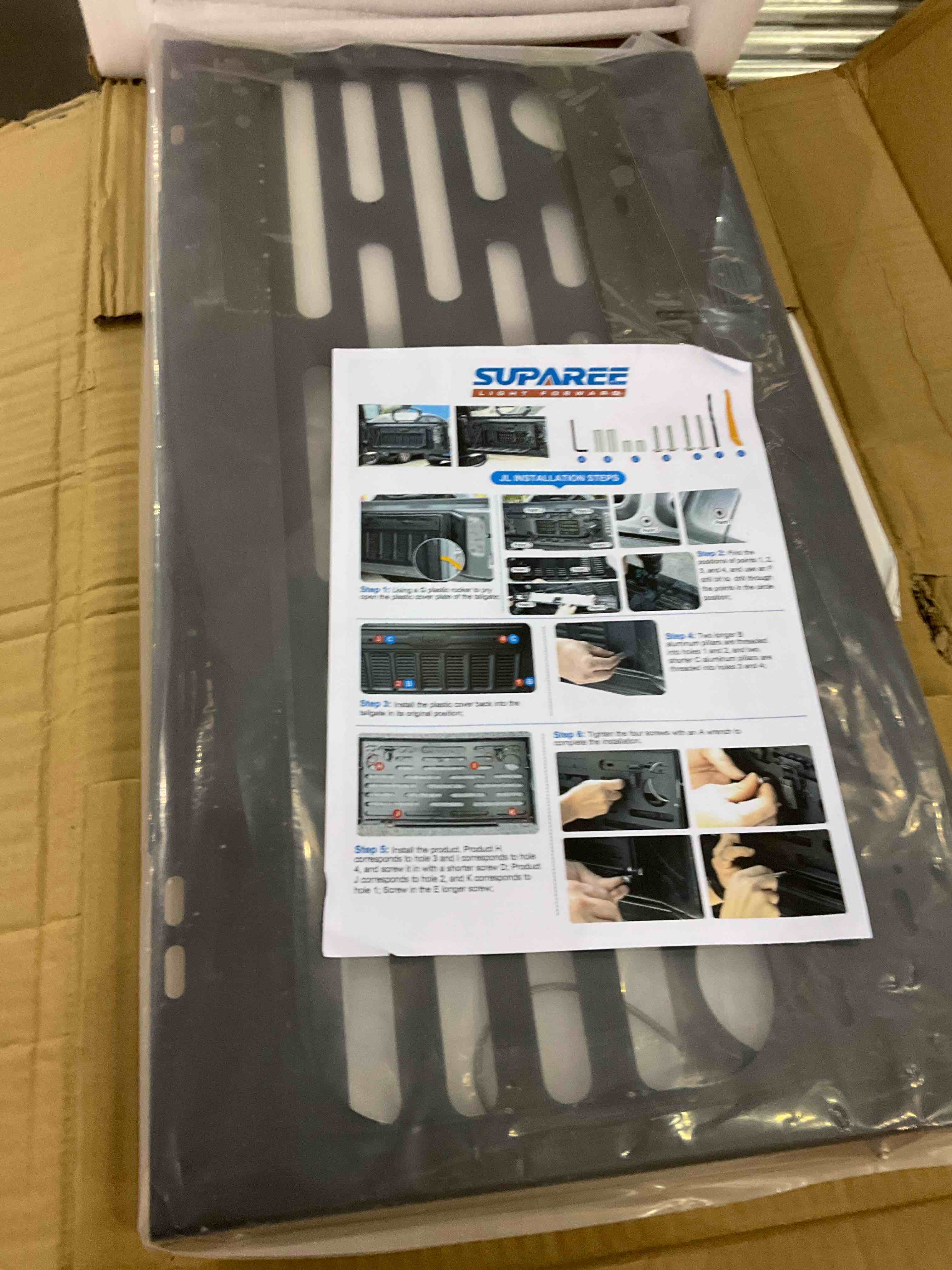 https://s3.amazonaws.com/lotting-images-prod/BargainHunt/EXS01093368_1712240340570.jpeg