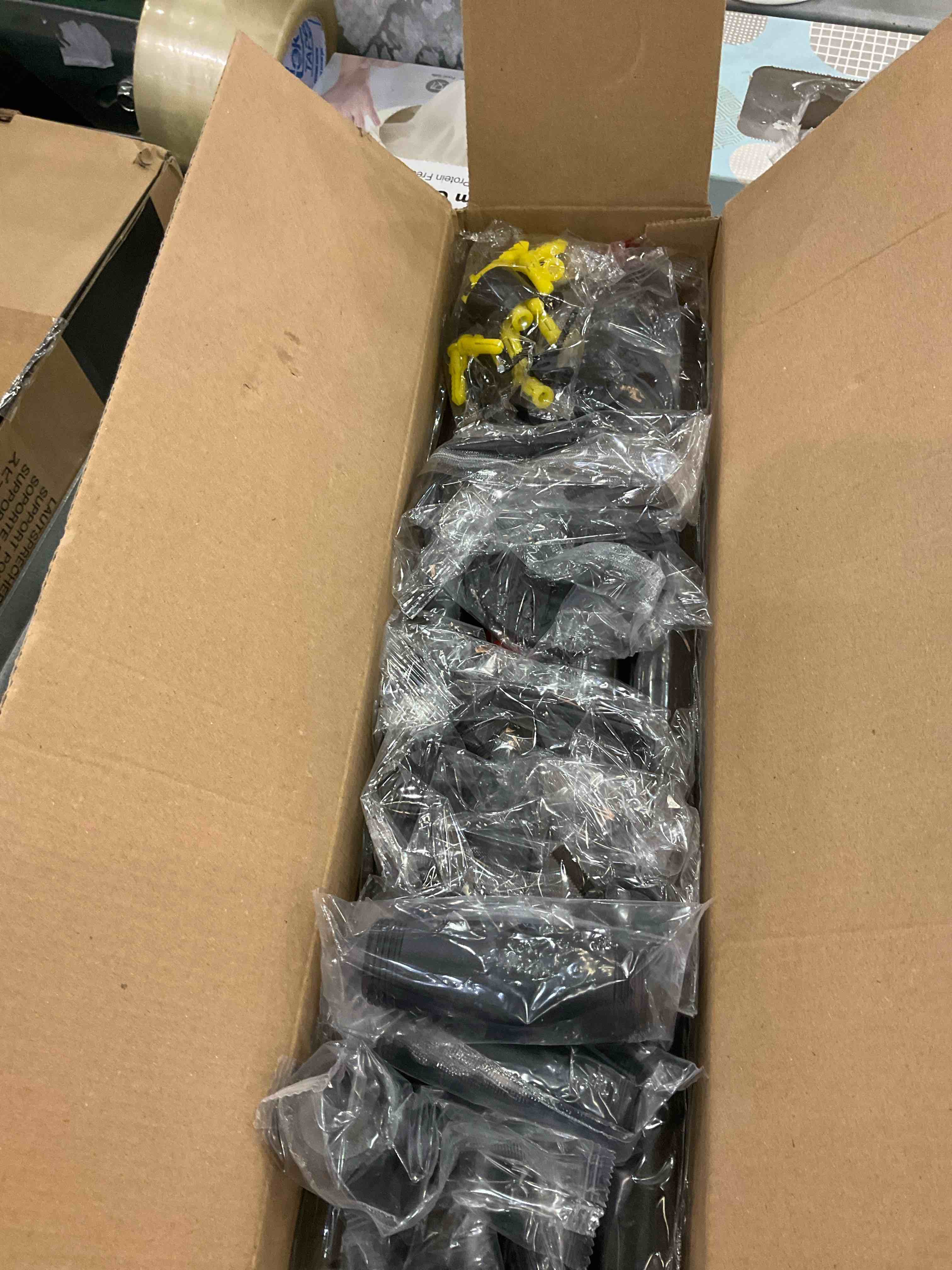 https://s3.amazonaws.com/lotting-images-prod/BargainHunt/EXS01093408_1712251591914.jpeg