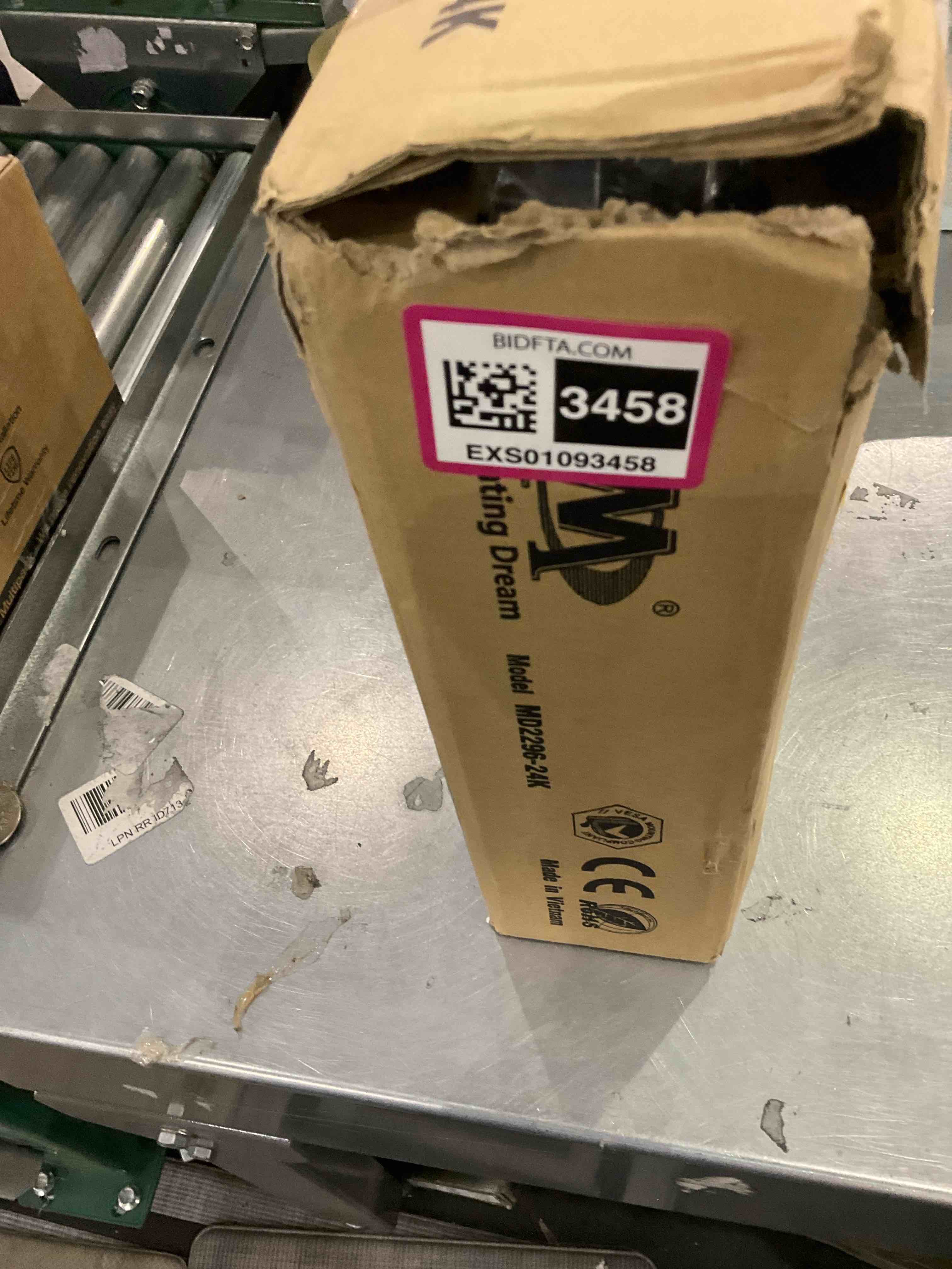 https://s3.amazonaws.com/lotting-images-prod/BargainHunt/EXS01093458_1712317130773.jpeg