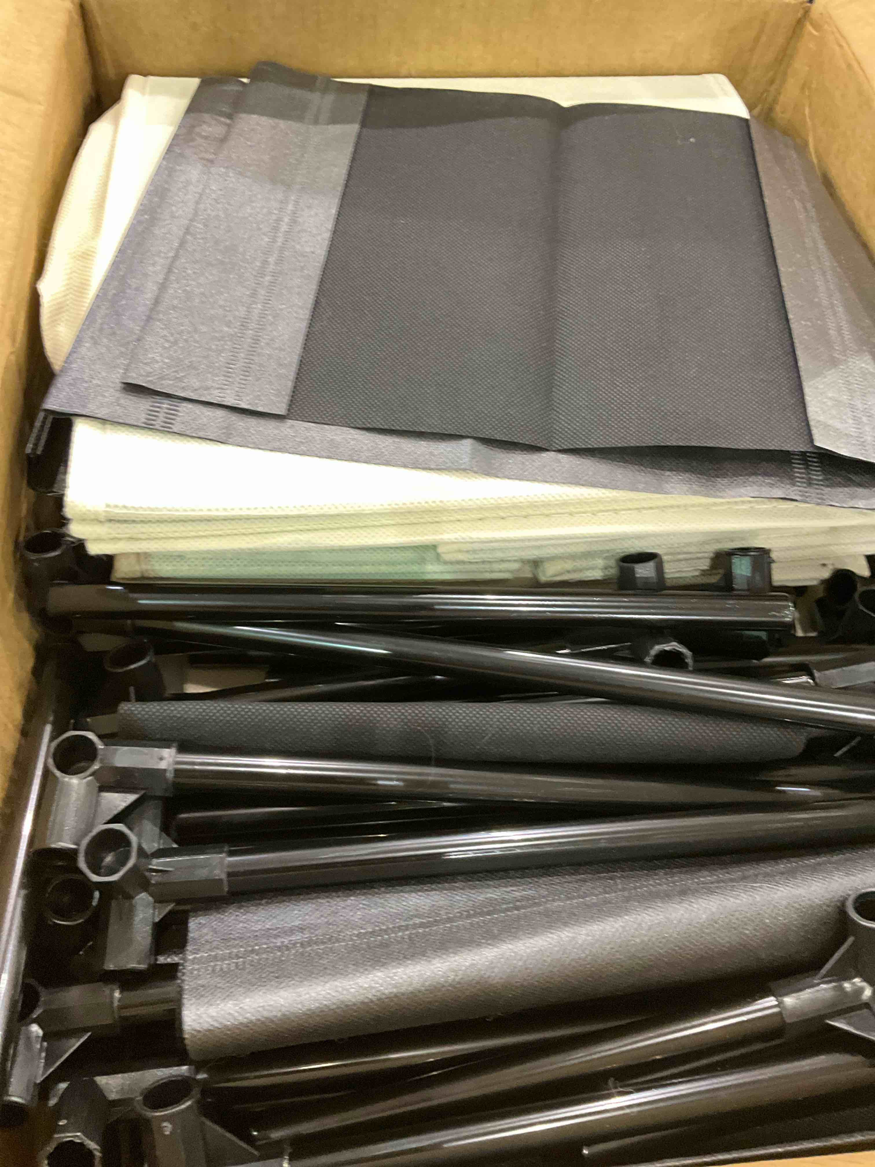 https://s3.amazonaws.com/lotting-images-prod/BargainHunt/EXS01093532_1708692317581.jpeg