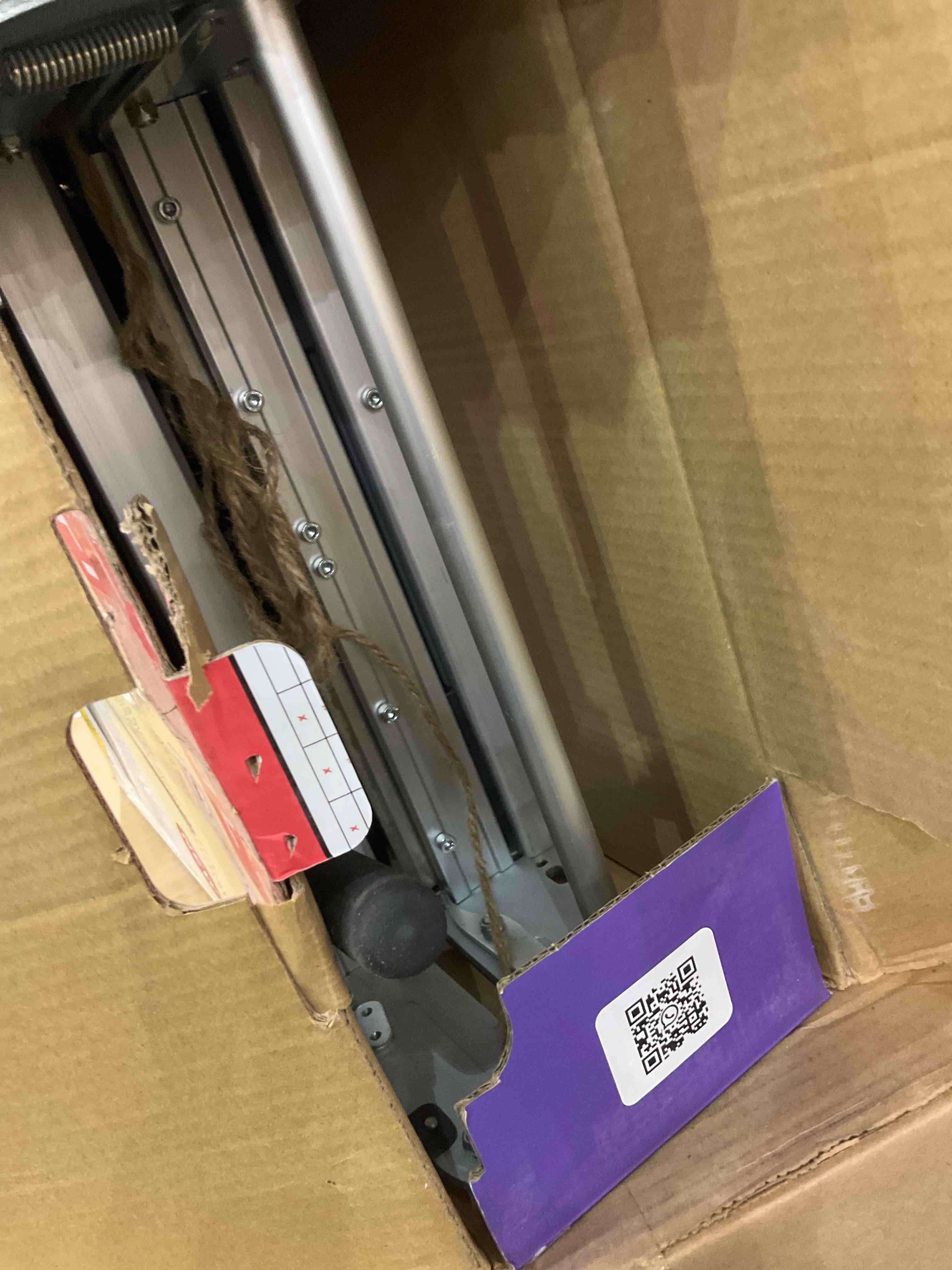 https://s3.amazonaws.com/lotting-images-prod/BargainHunt/EXS01093567_1708700723646.jpeg