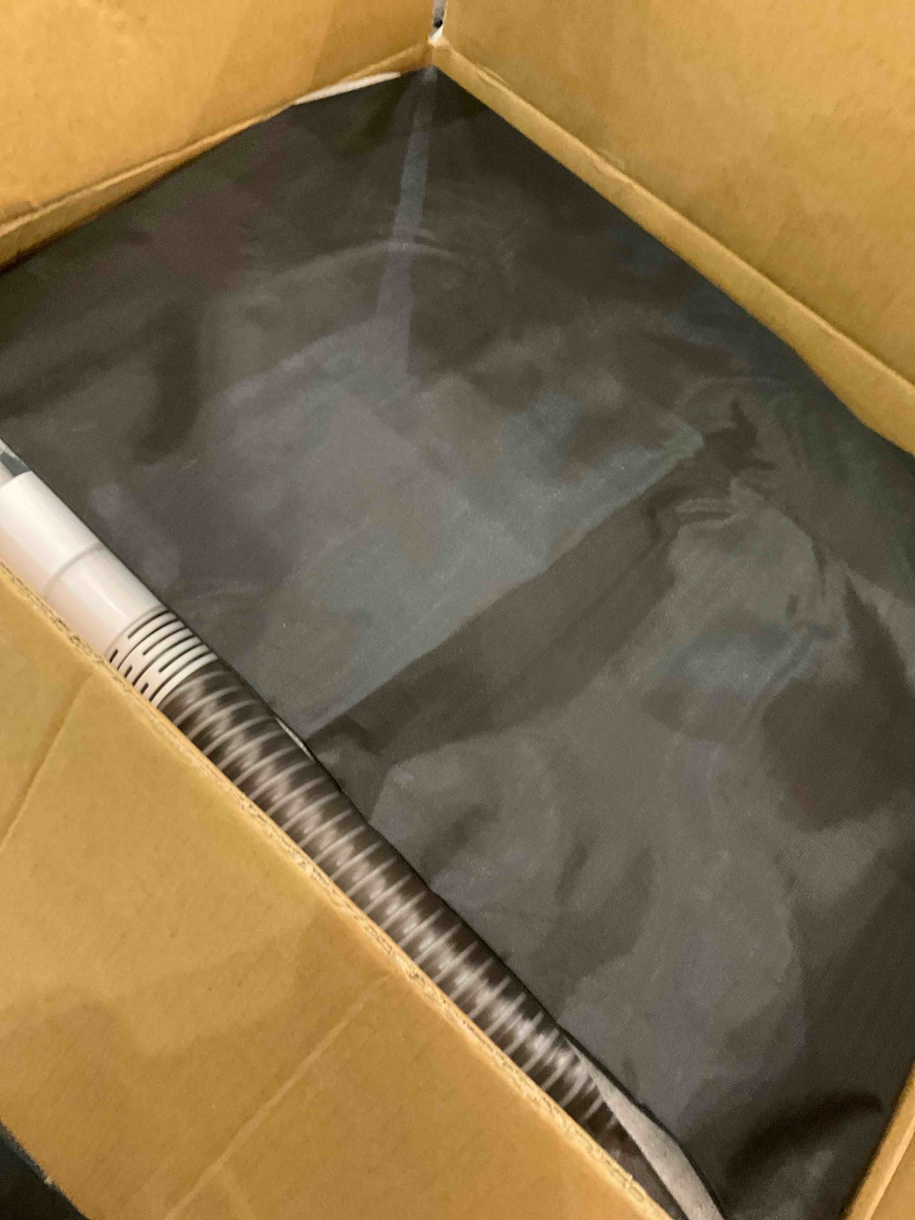 https://s3.amazonaws.com/lotting-images-prod/BargainHunt/EXS01093658_1708718276091.jpeg