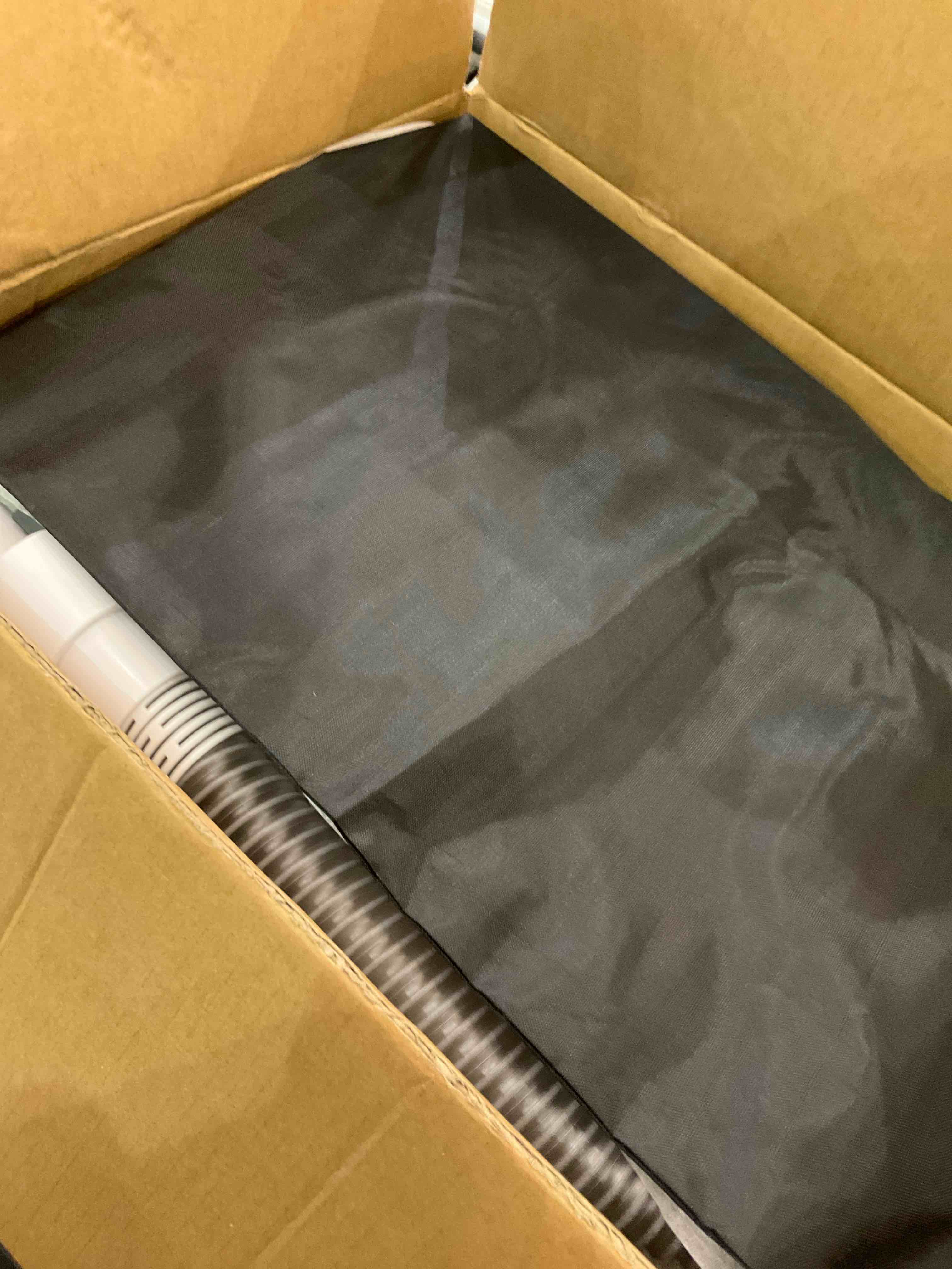 https://s3.amazonaws.com/lotting-images-prod/BargainHunt/EXS01093658_1708718276933.jpeg