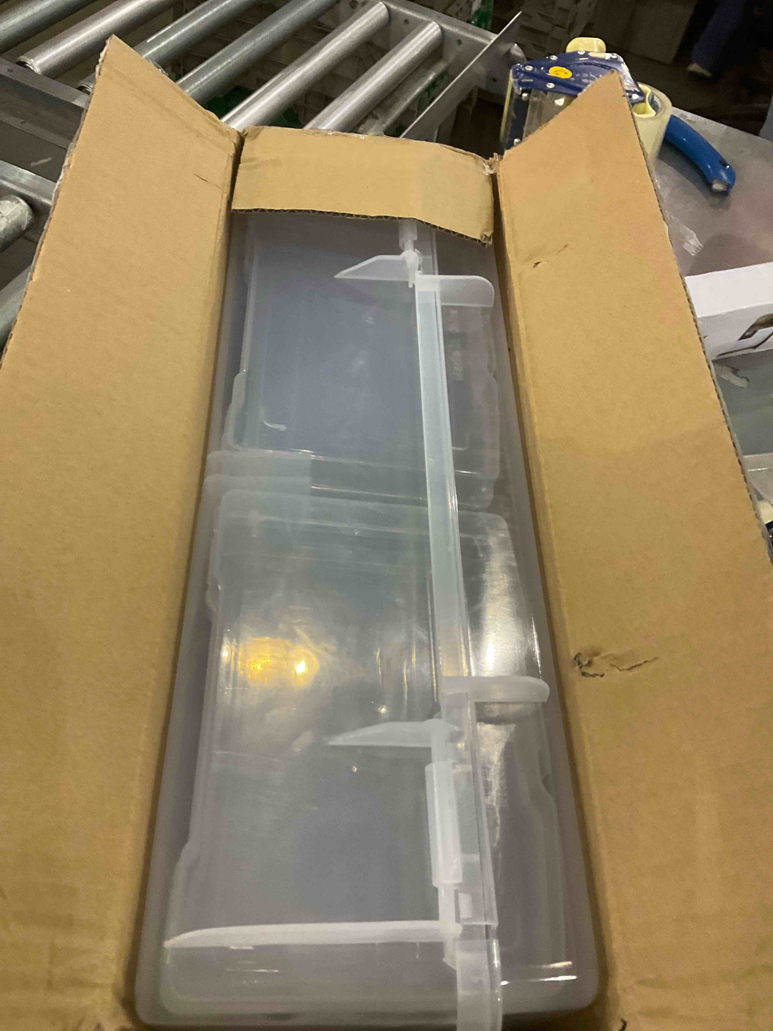 https://s3.amazonaws.com/lotting-images-prod/BargainHunt/EXS01093668_1708950618816.jpeg