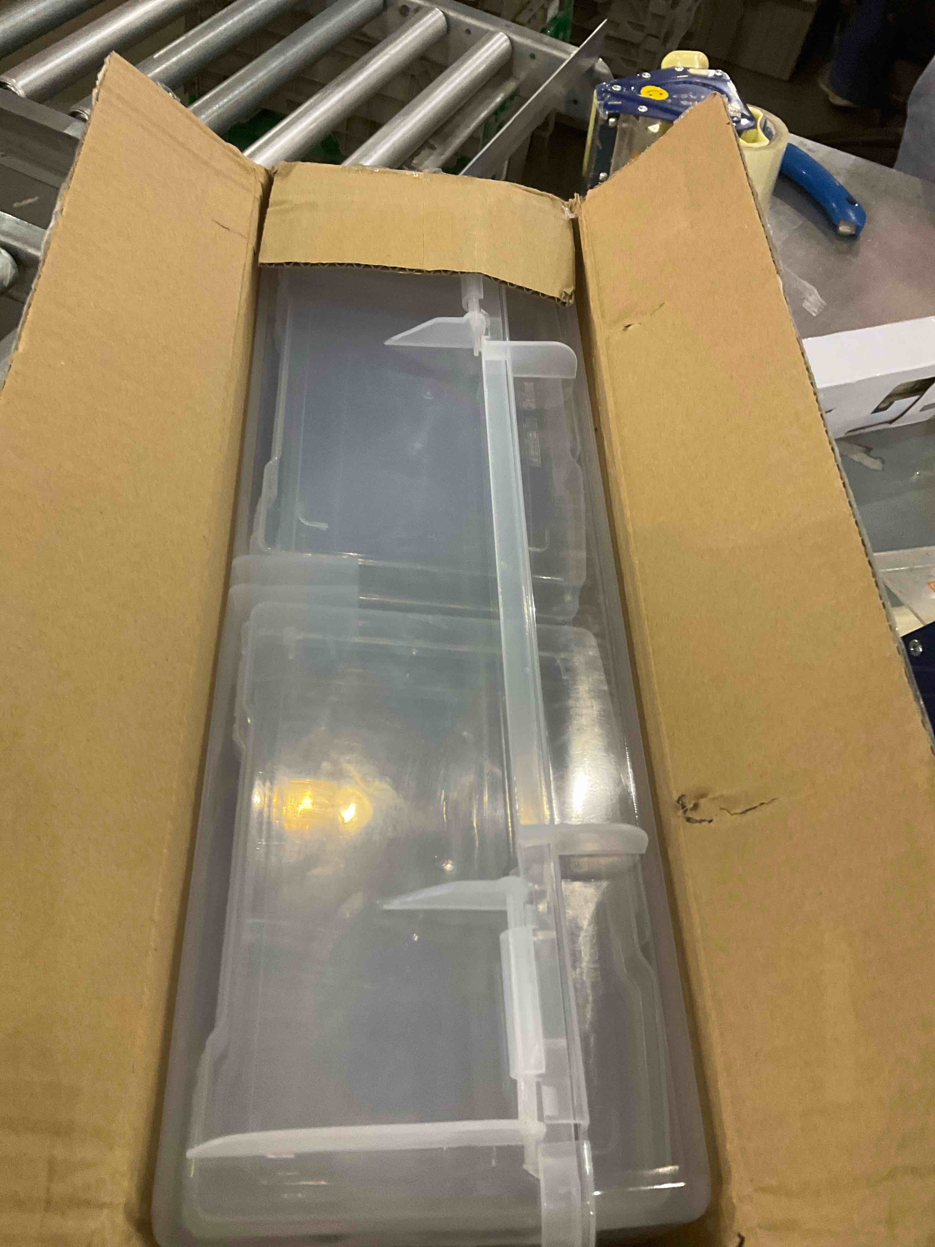 https://s3.amazonaws.com/lotting-images-prod/BargainHunt/EXS01093668_1708950619820.jpeg