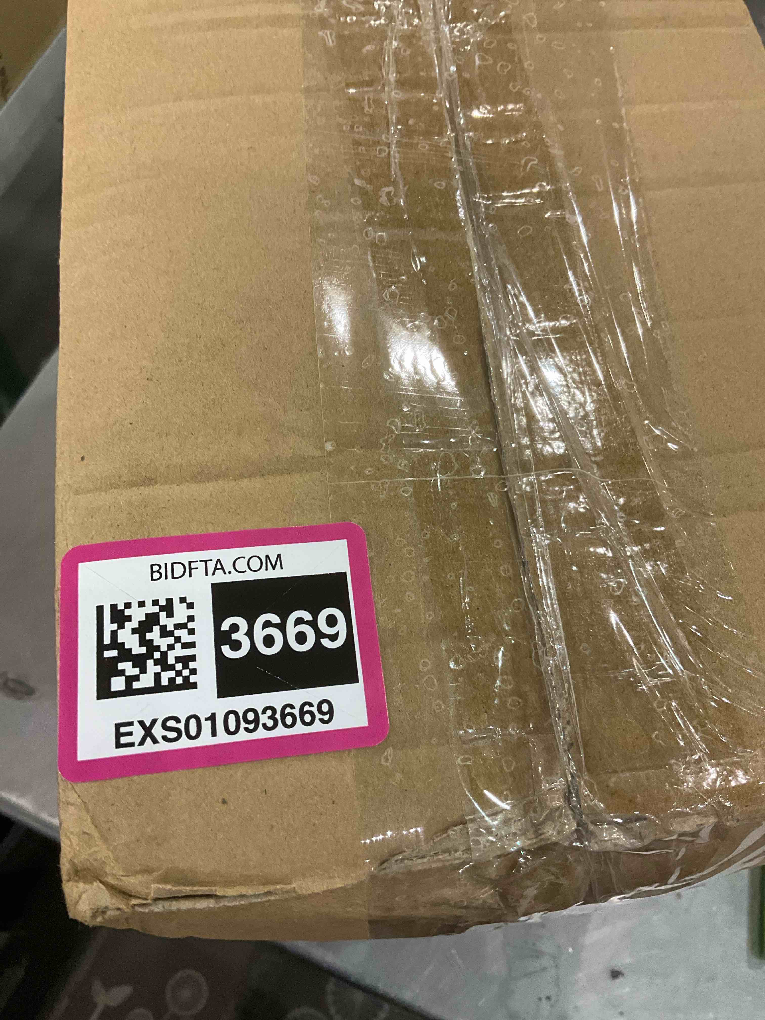 https://s3.amazonaws.com/lotting-images-prod/BargainHunt/EXS01093669_1708950734306.jpeg