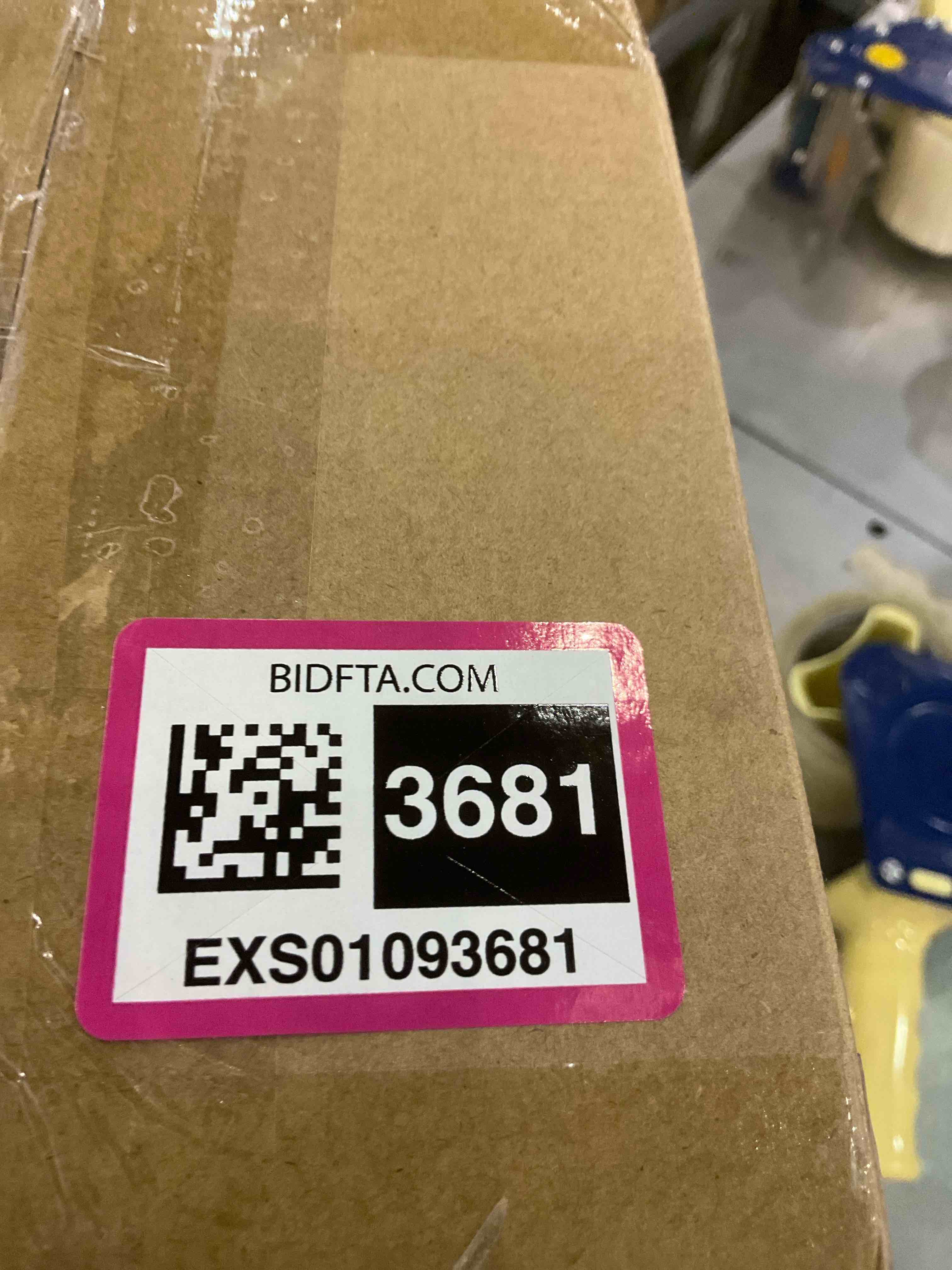 https://s3.amazonaws.com/lotting-images-prod/BargainHunt/EXS01093681_1708952073073.jpeg