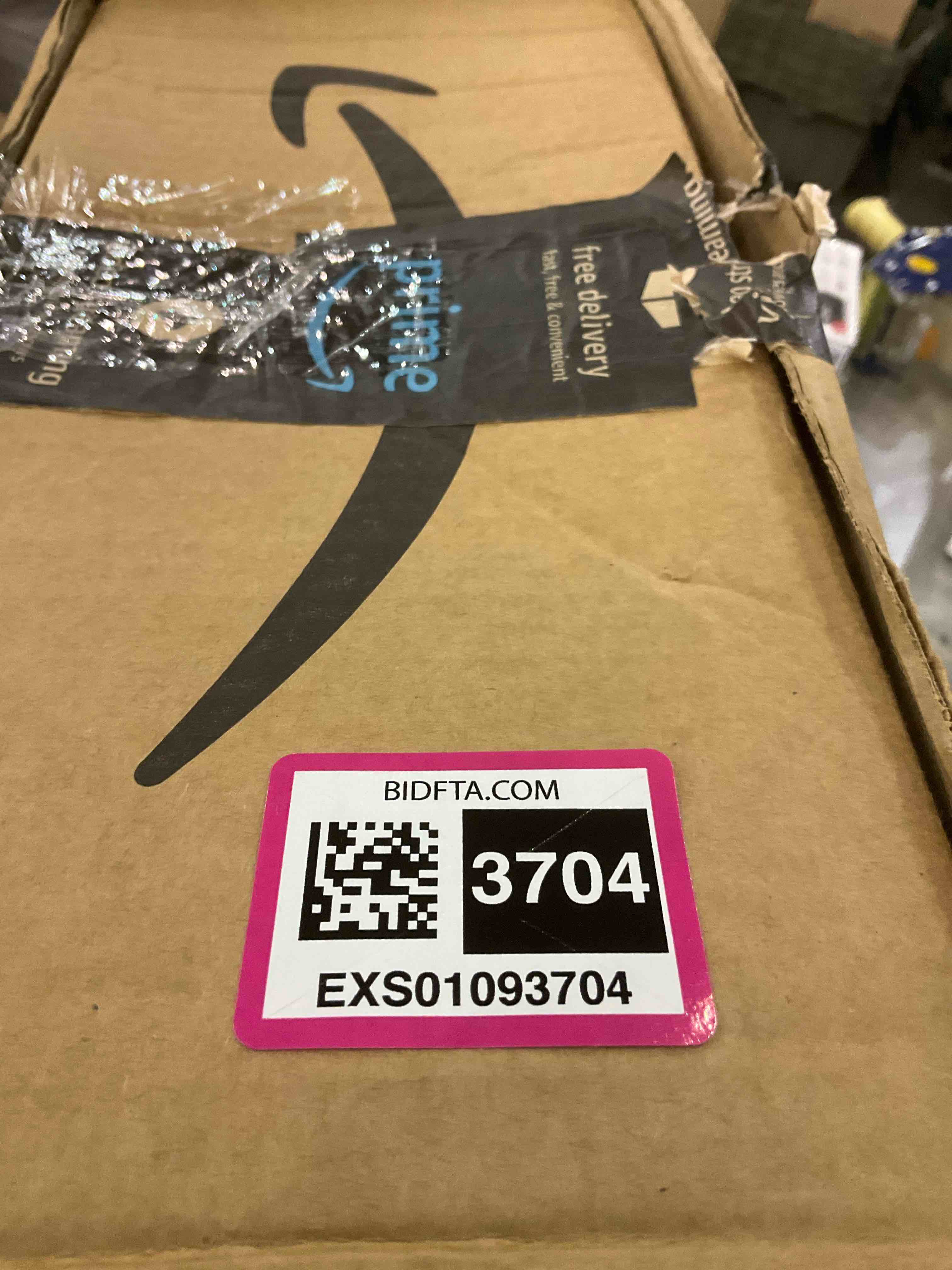 https://s3.amazonaws.com/lotting-images-prod/BargainHunt/EXS01093704_1708954907688.jpeg