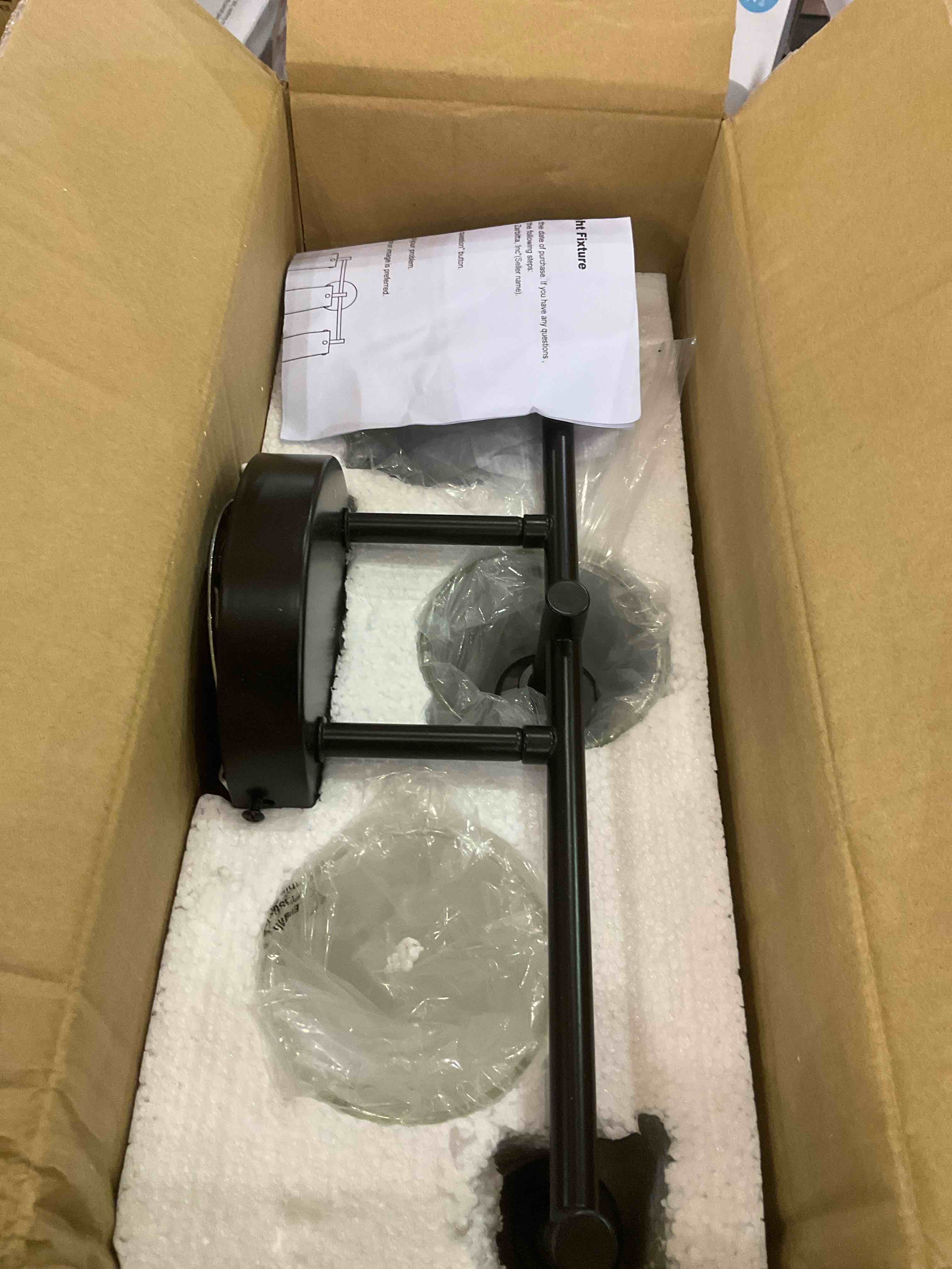 https://s3.amazonaws.com/lotting-images-prod/BargainHunt/EXS01093709_1708955376403.jpeg