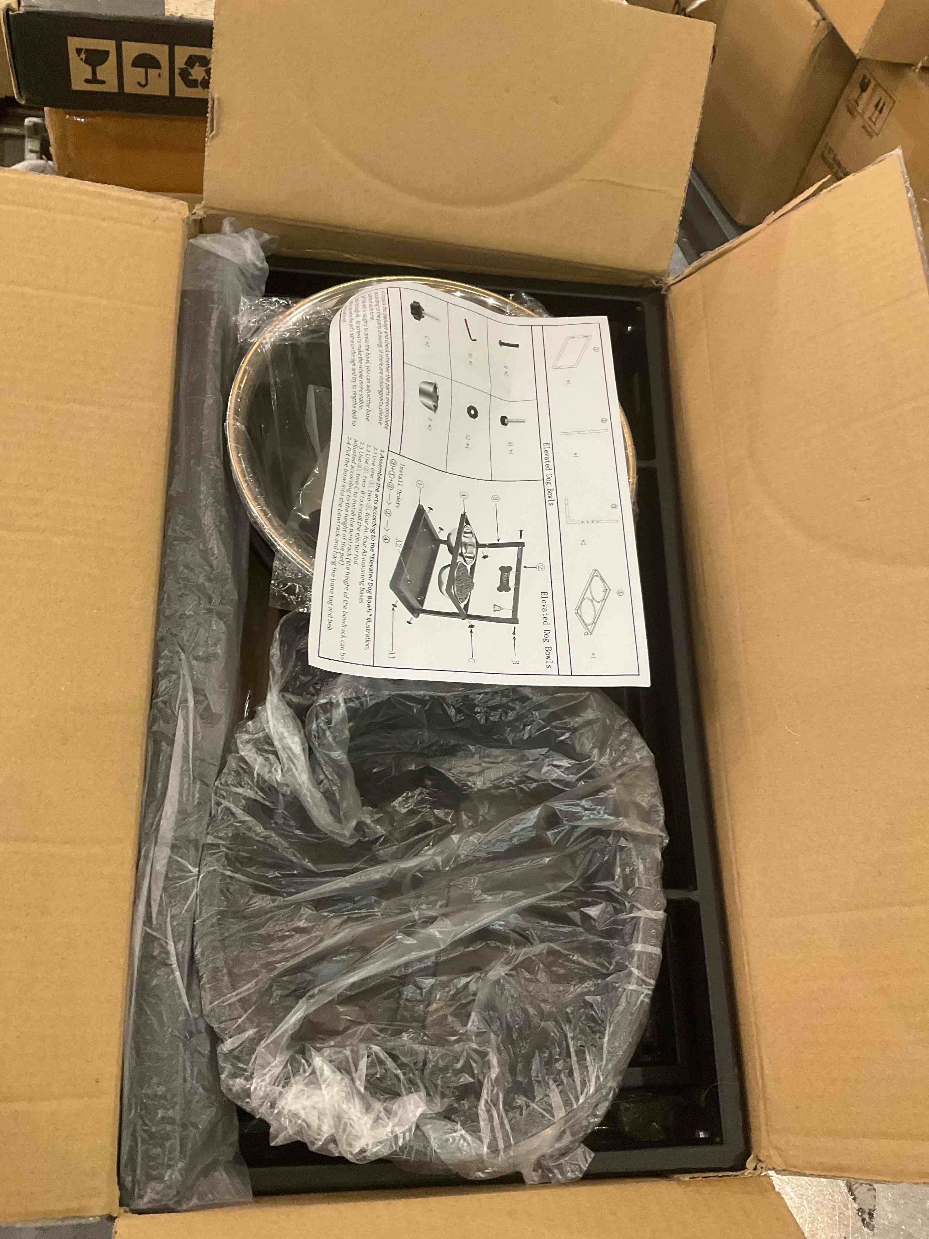 https://s3.amazonaws.com/lotting-images-prod/BargainHunt/EXS01093713_1708957581396.jpeg