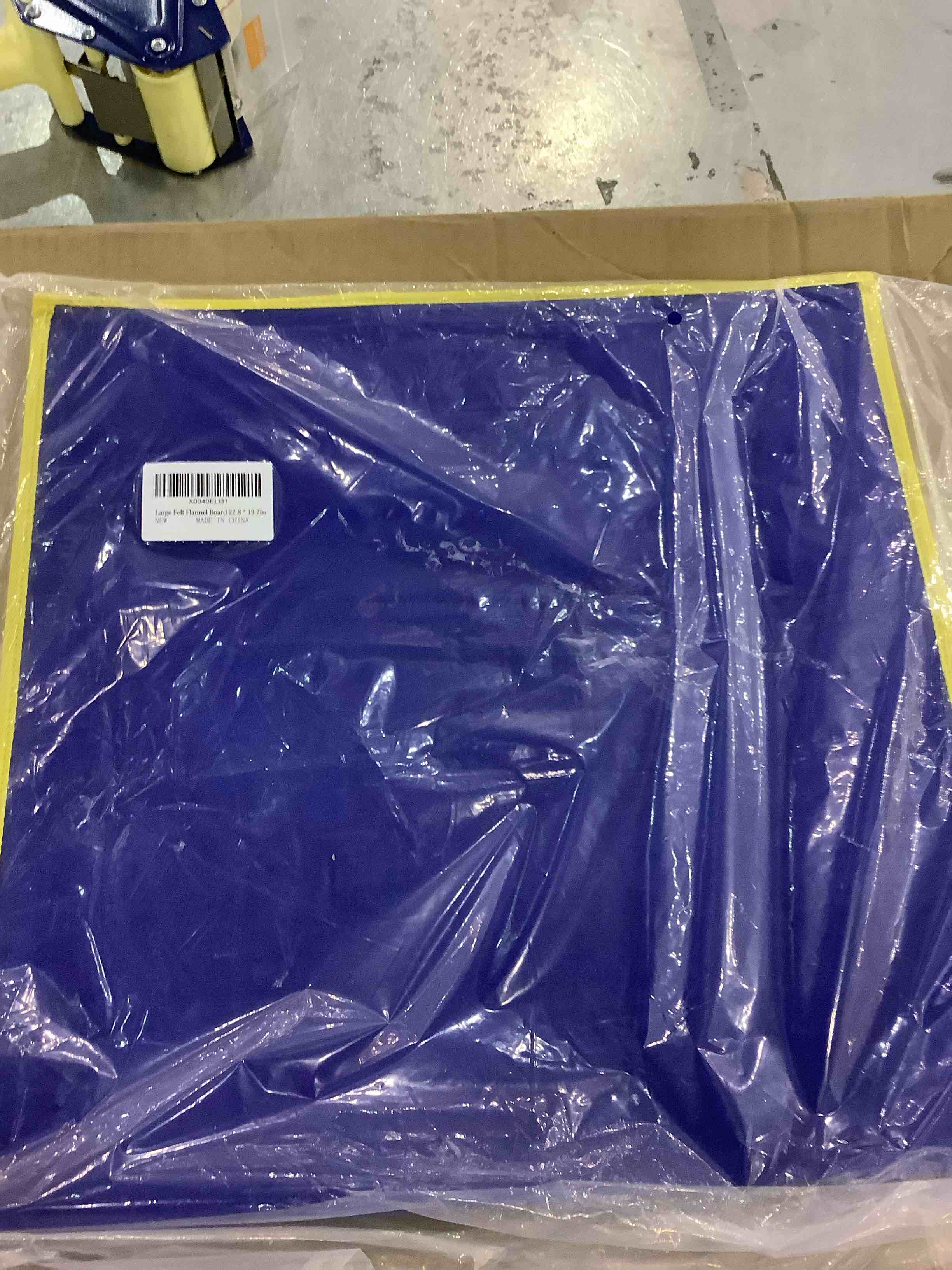 https://s3.amazonaws.com/lotting-images-prod/BargainHunt/EXS01094166_1708692288698.jpeg