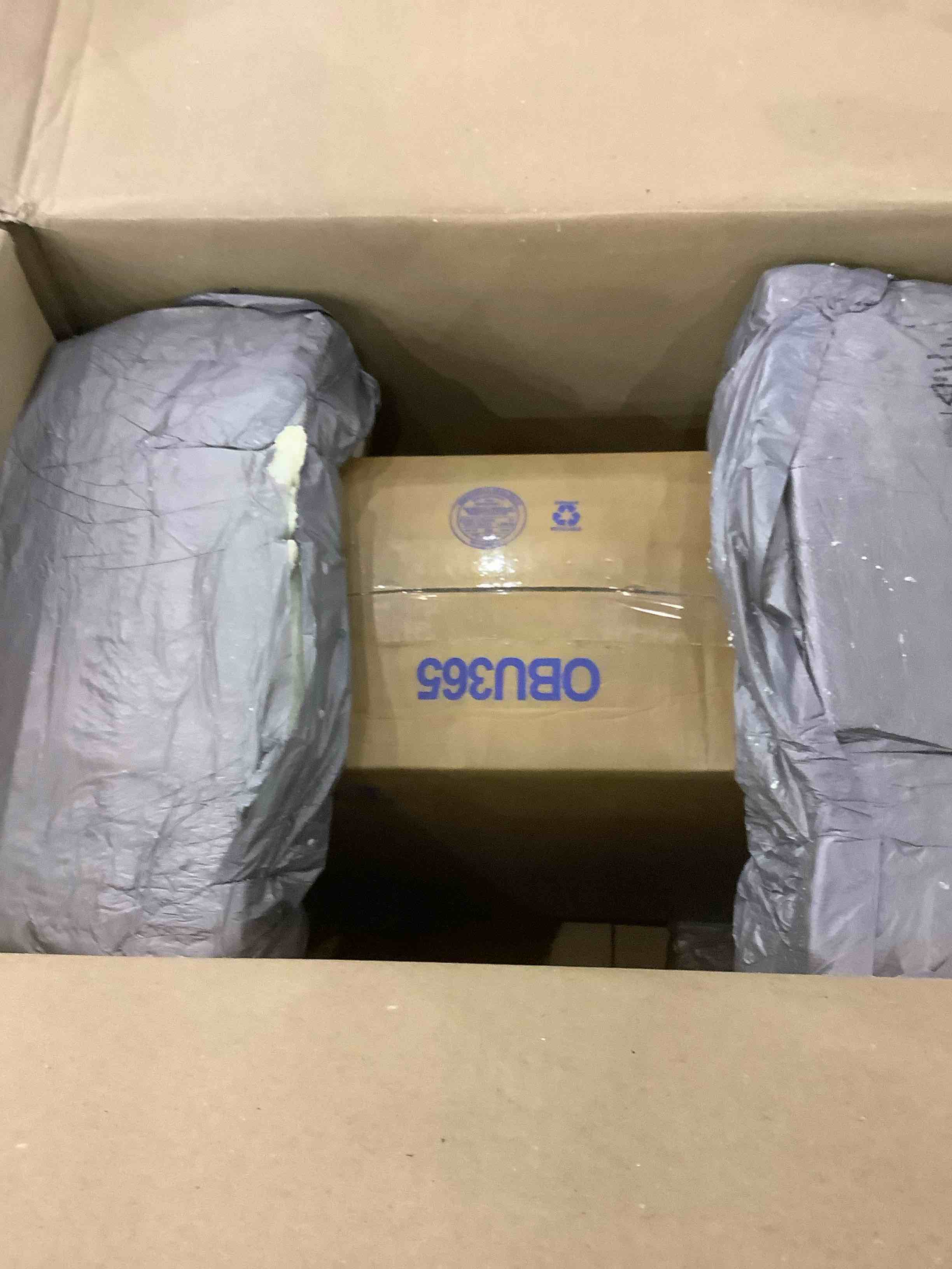 https://s3.amazonaws.com/lotting-images-prod/BargainHunt/EXS01094176_1708950740187.jpeg